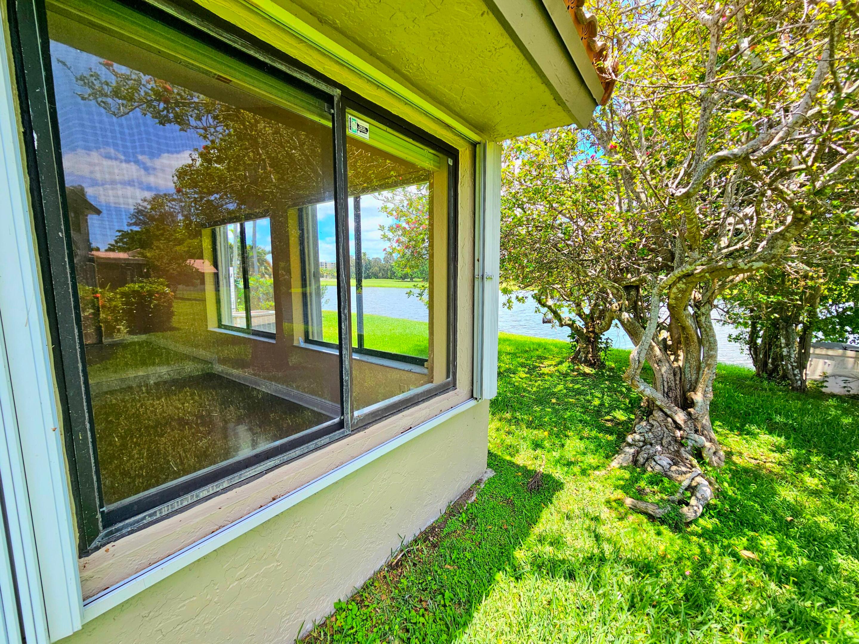 PATIO VILLAS SECTION ONE AT BONAVENTURE - Residential