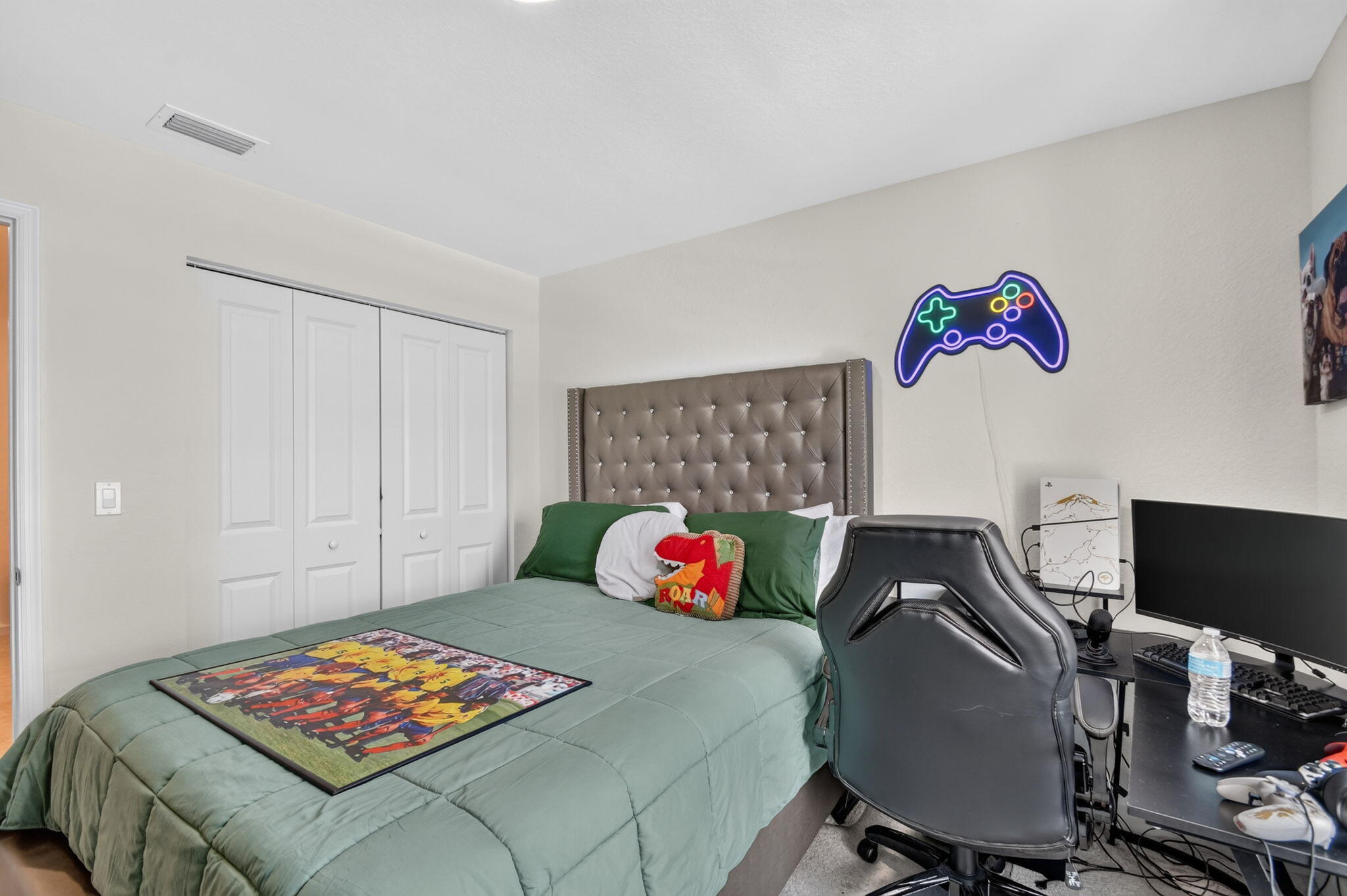 LAKESHORE AT THE FOUNTAINS REPLAT - Residential