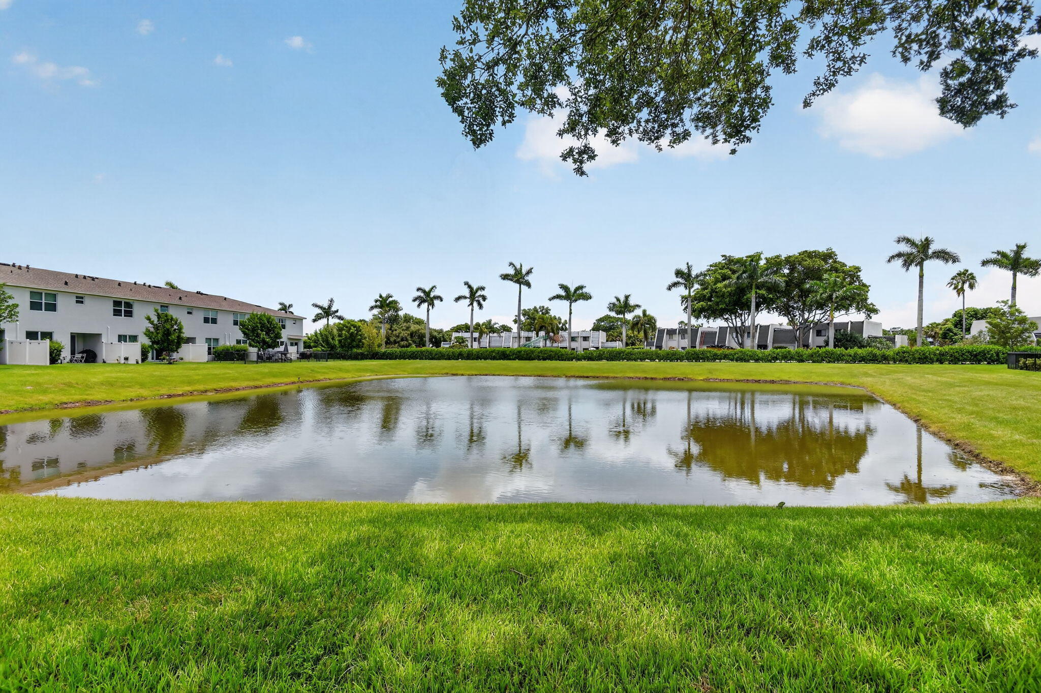 LAKESHORE AT THE FOUNTAINS REPLAT - Residential