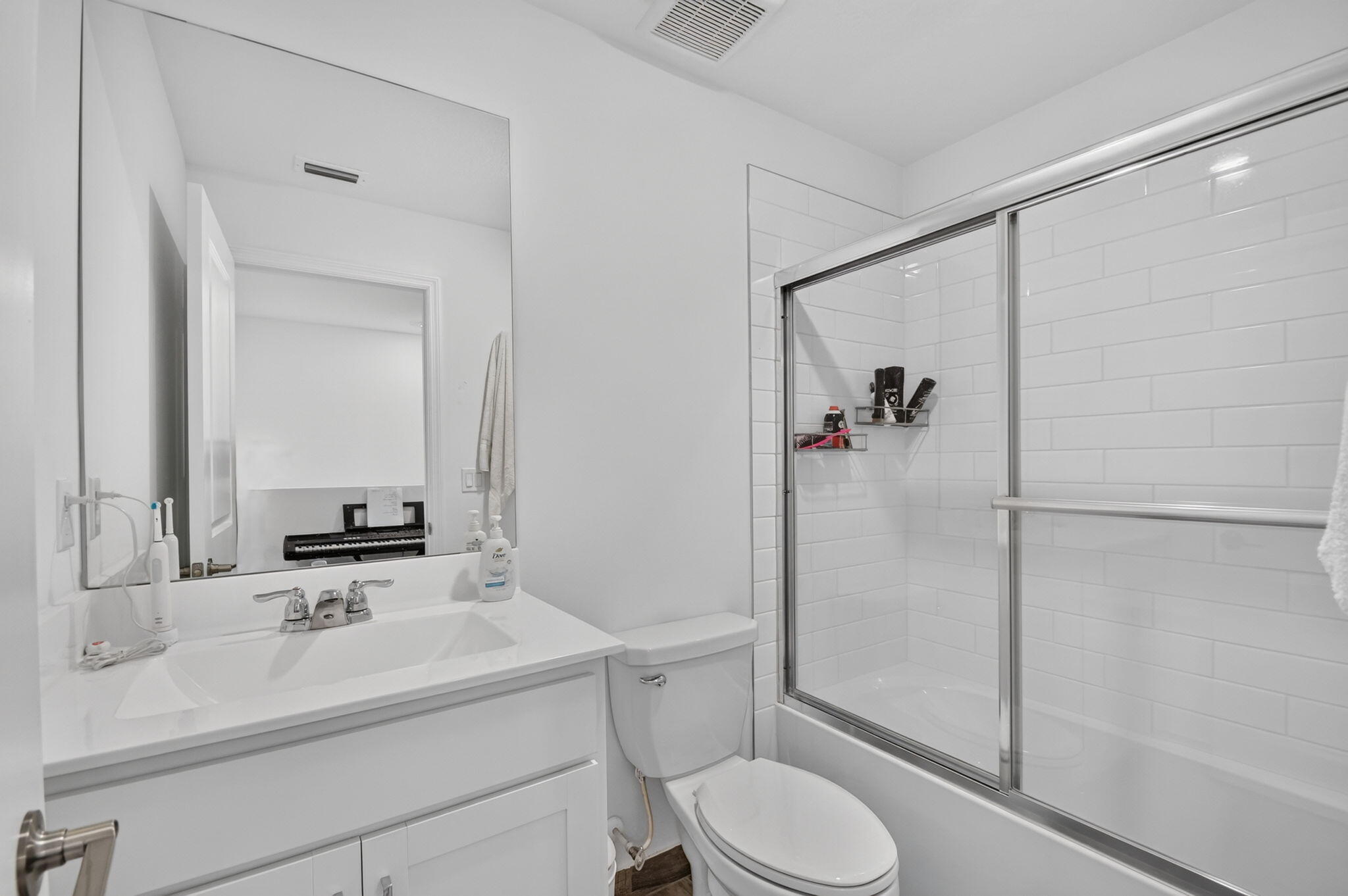 LAKESHORE AT THE FOUNTAINS REPLAT - Residential