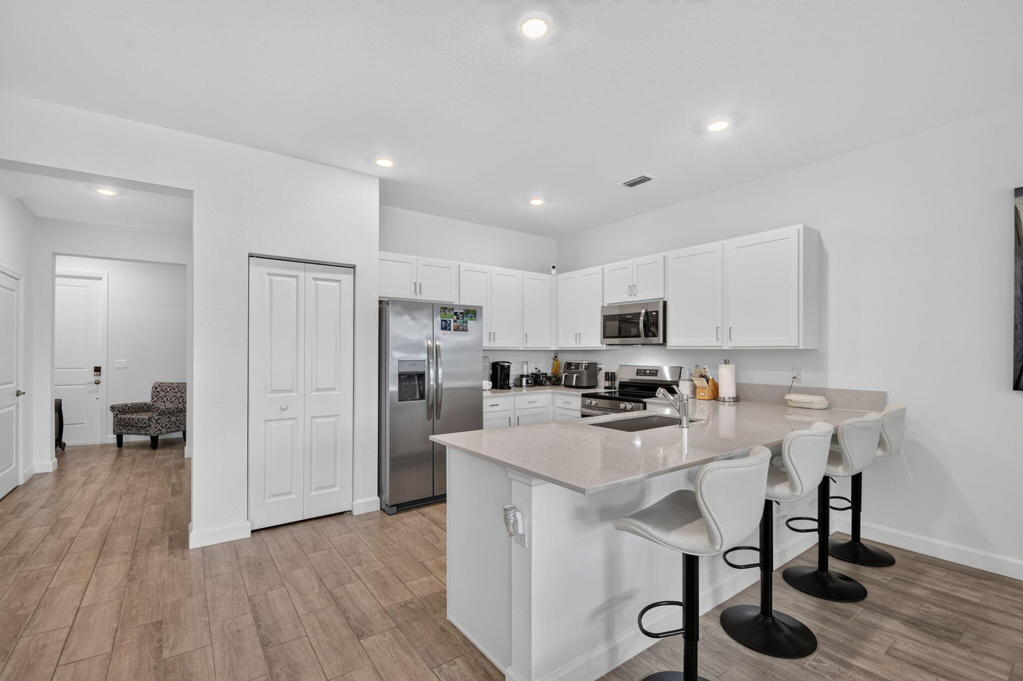 LAKESHORE AT THE FOUNTAINS REPLAT - Residential