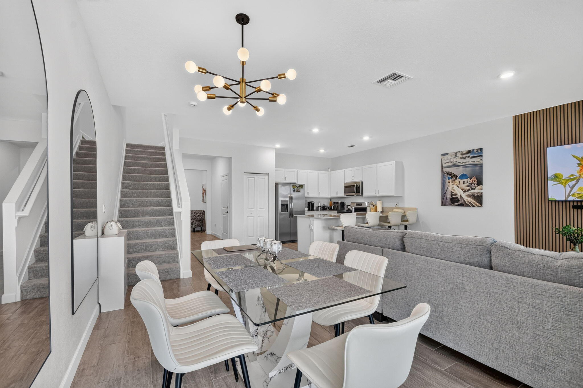 LAKESHORE AT THE FOUNTAINS REPLAT - Residential