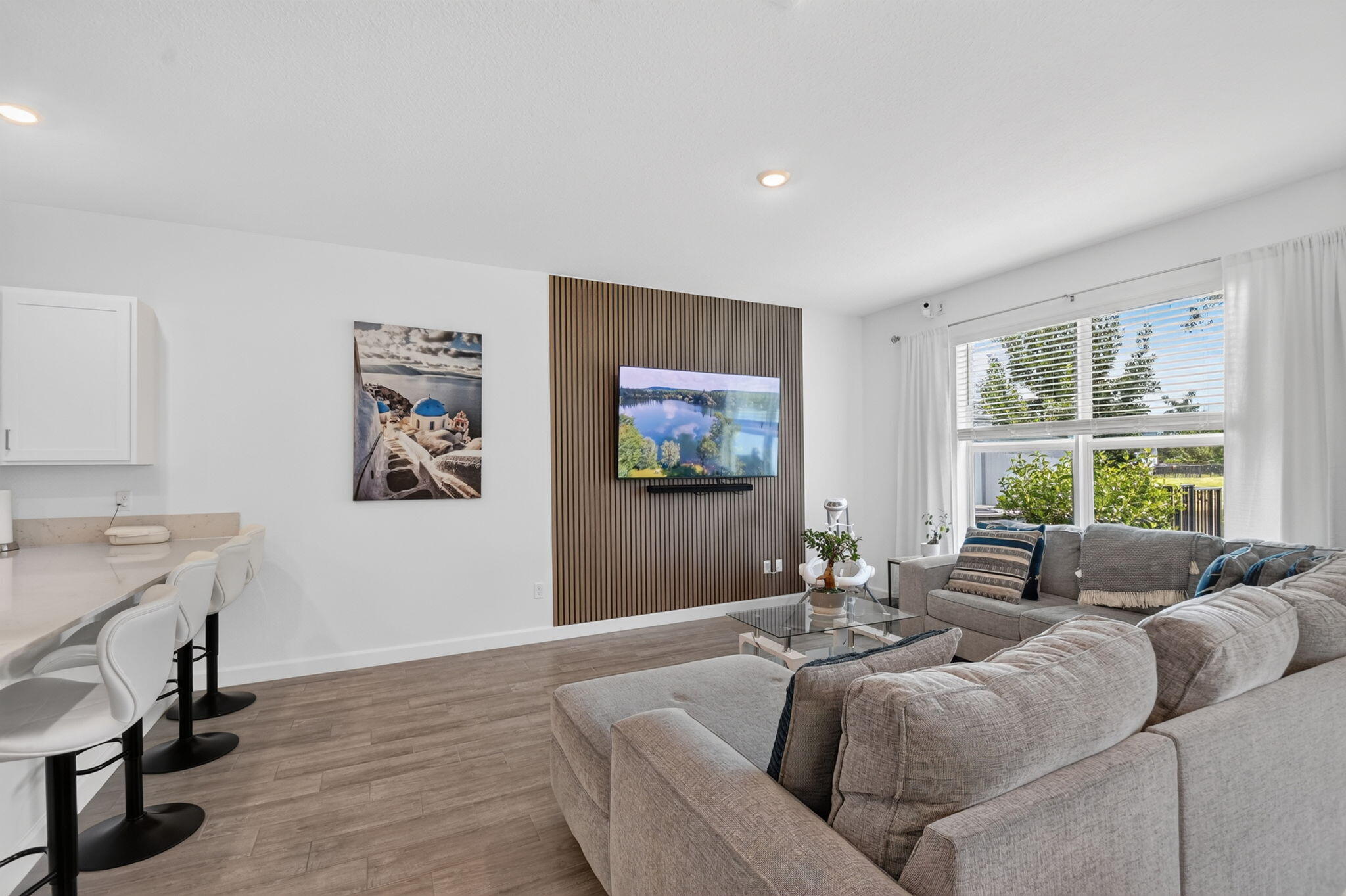 LAKESHORE AT THE FOUNTAINS REPLAT - Residential