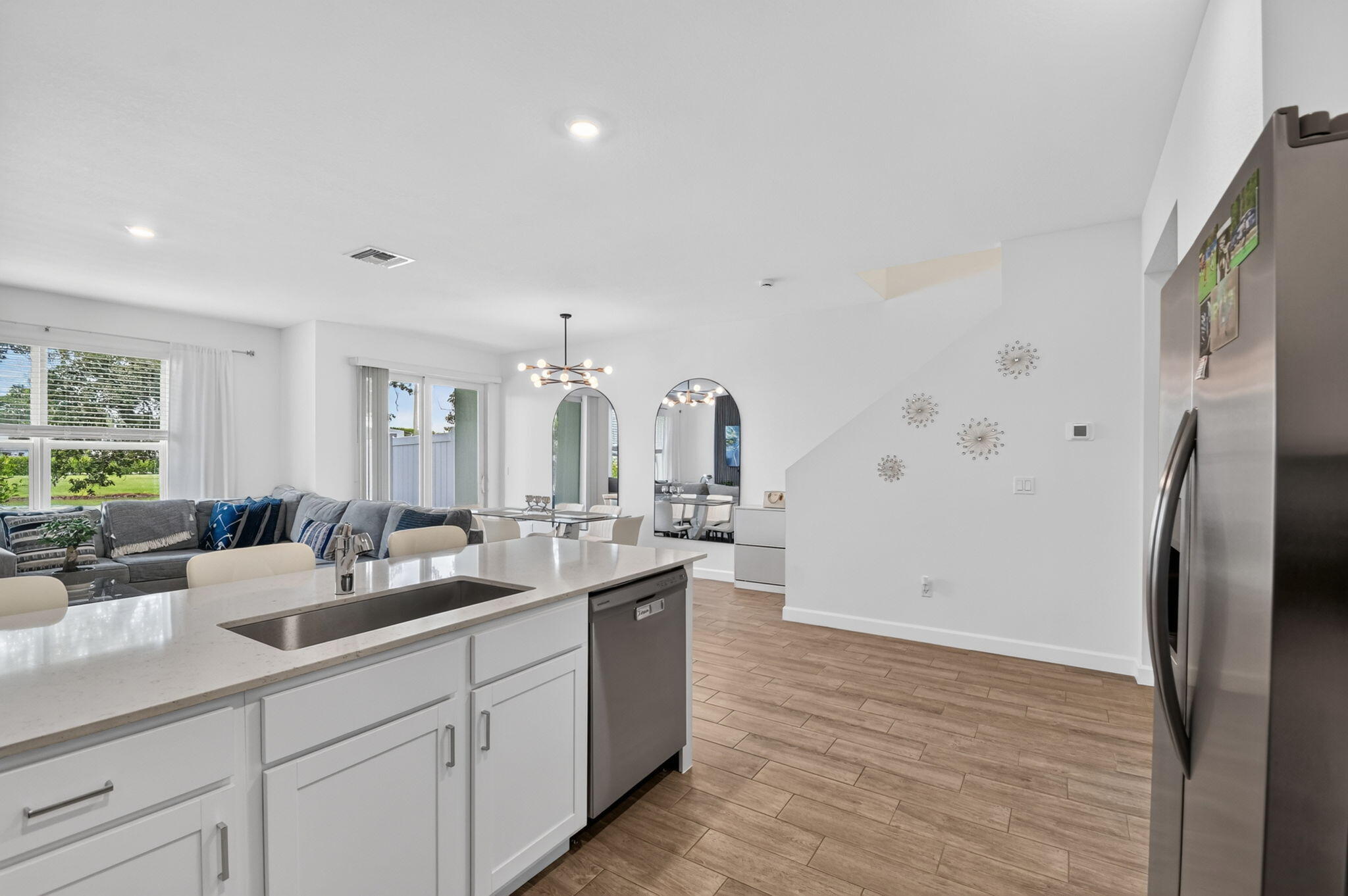 LAKESHORE AT THE FOUNTAINS REPLAT - Residential
