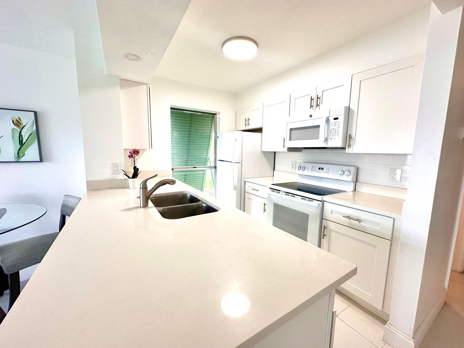 CYPRESS POINT CONDO - Residential Lease