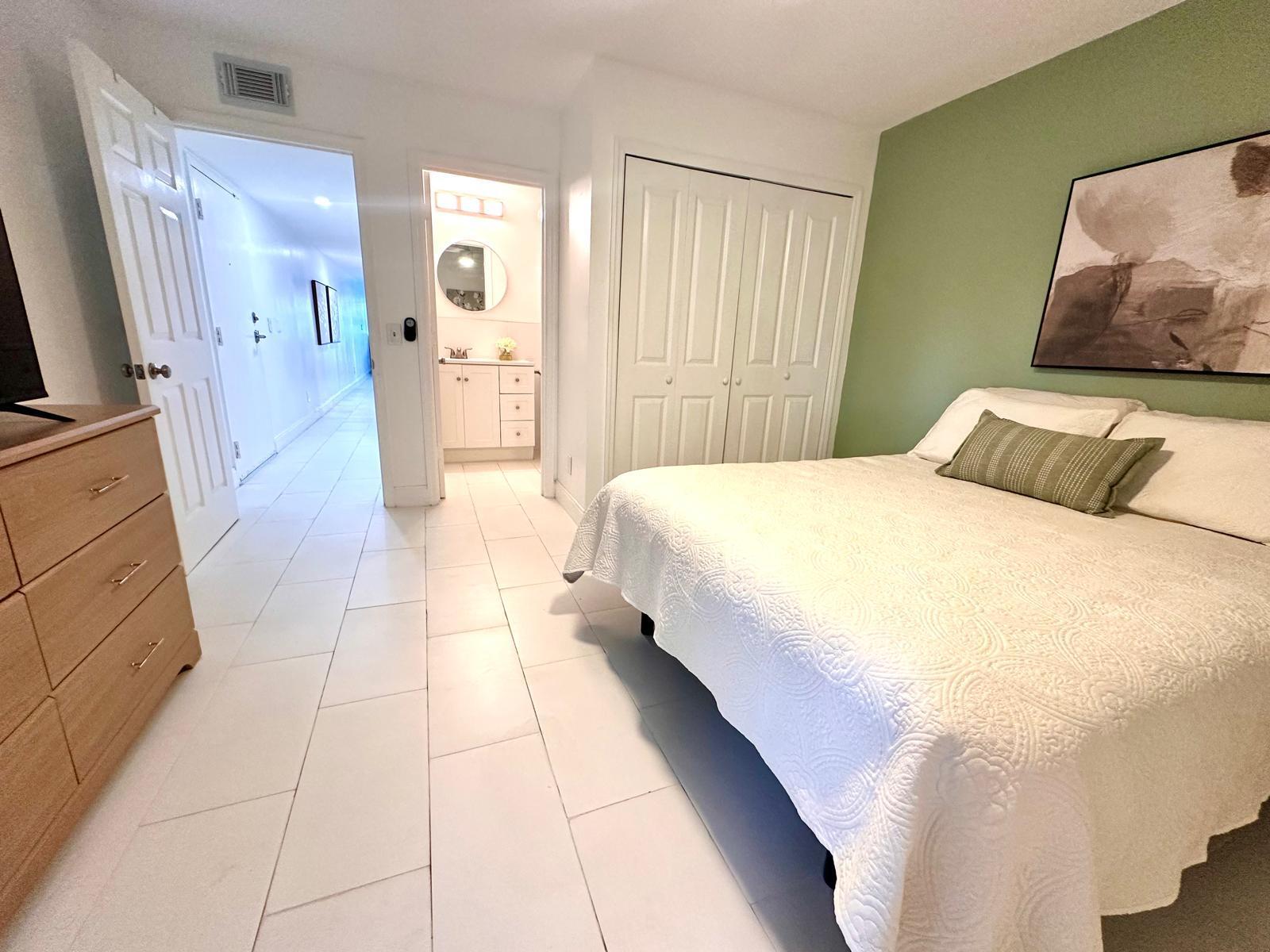 CYPRESS POINT CONDO - Residential Lease