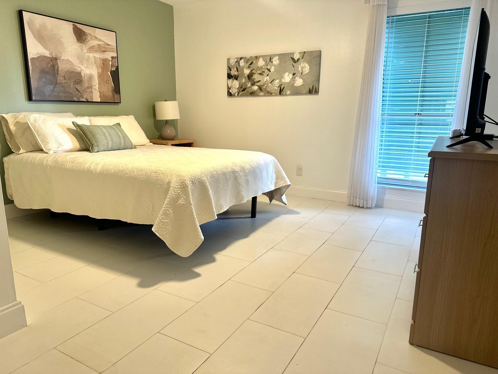 CYPRESS POINT CONDO - Residential Lease