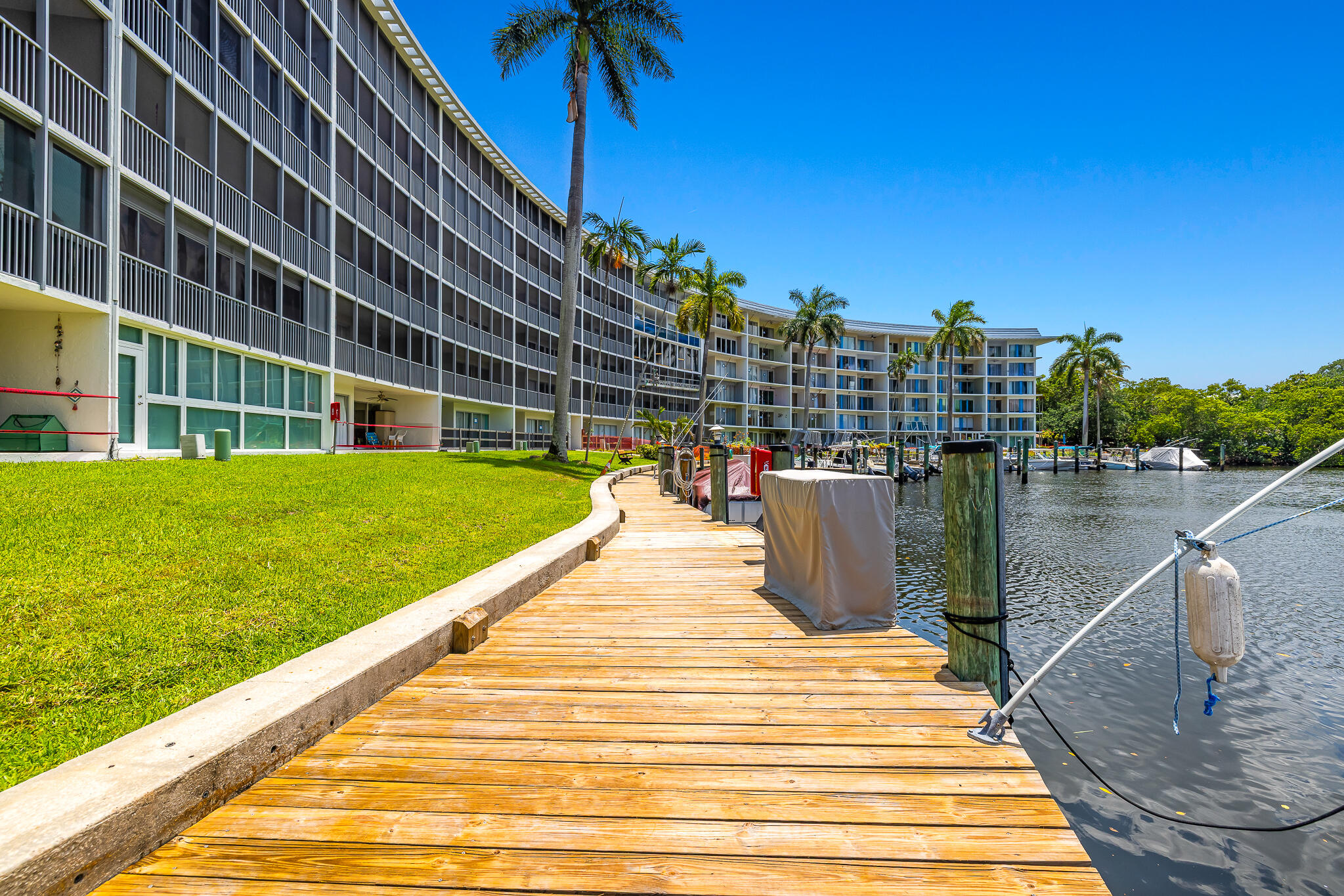 HILLSBORO COVE CONDO - Residential