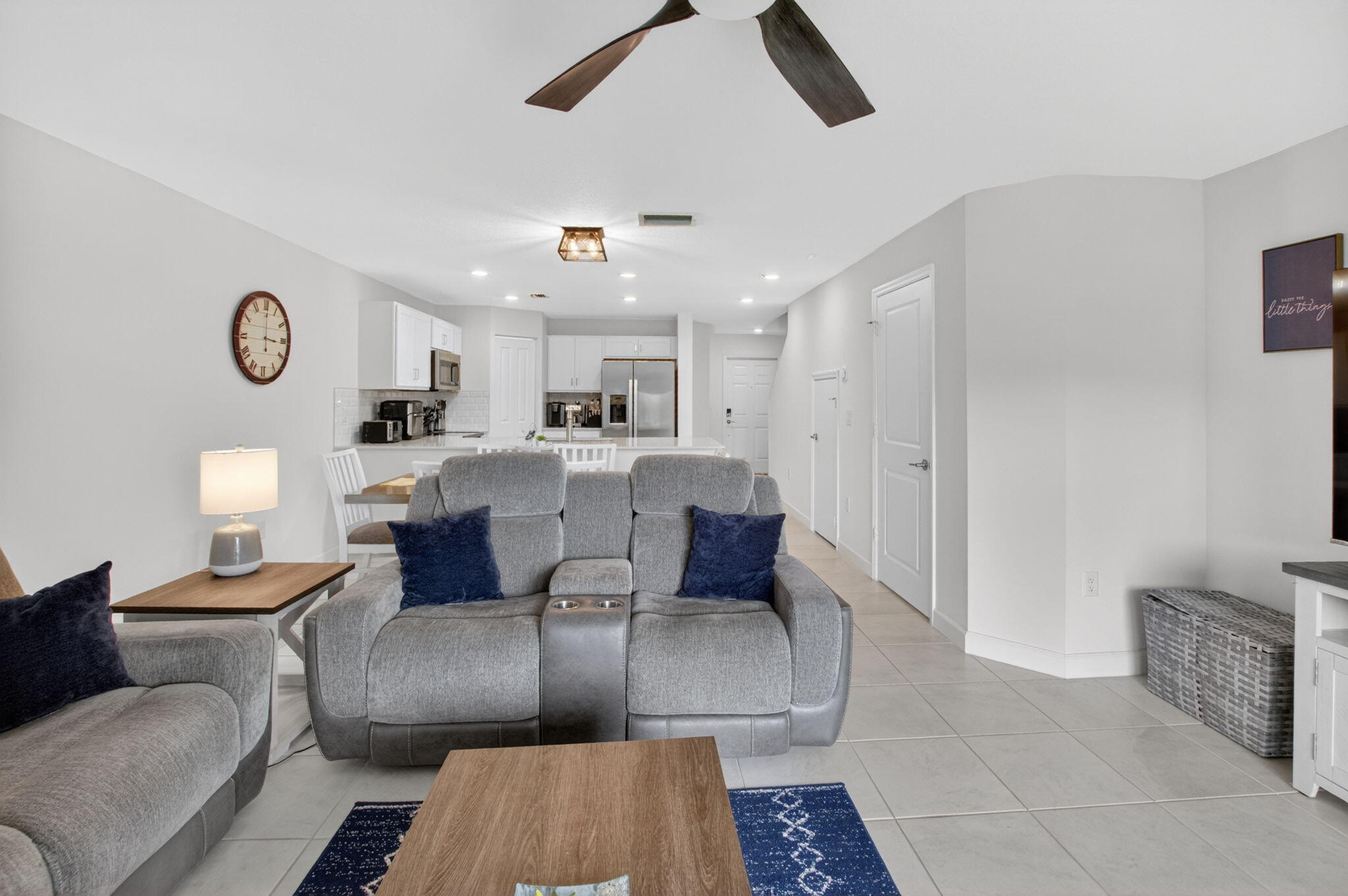 LAKEWOOD COVE - Residential