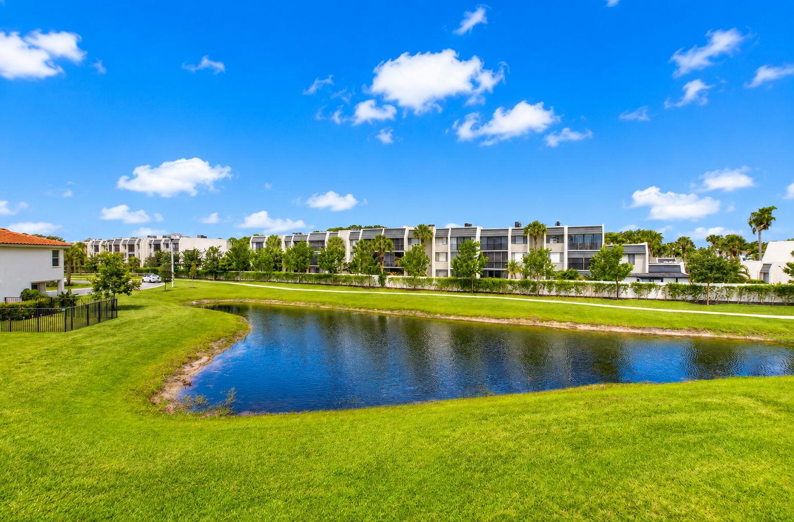 LAKEWOOD COVE - Residential