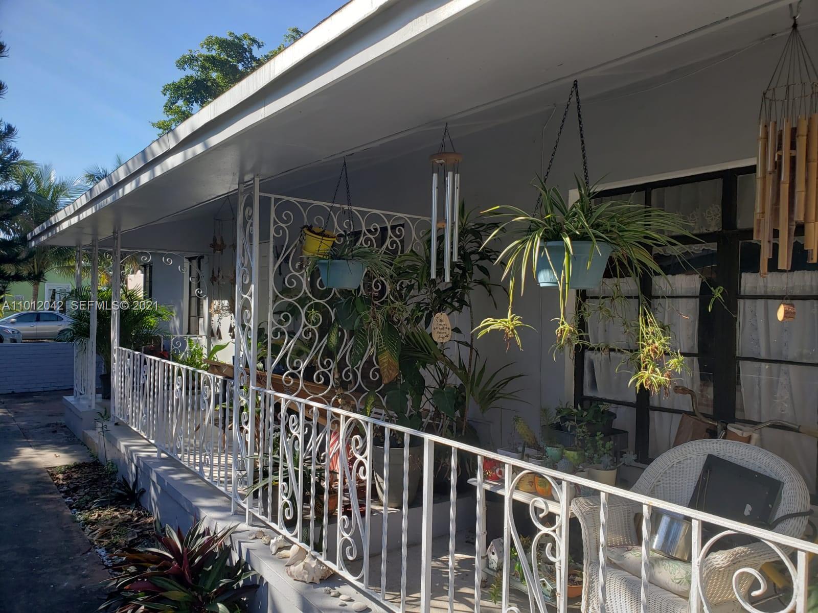 HOLLYWOOD SOUTH SIDE ADD NO 2 - Residential Income