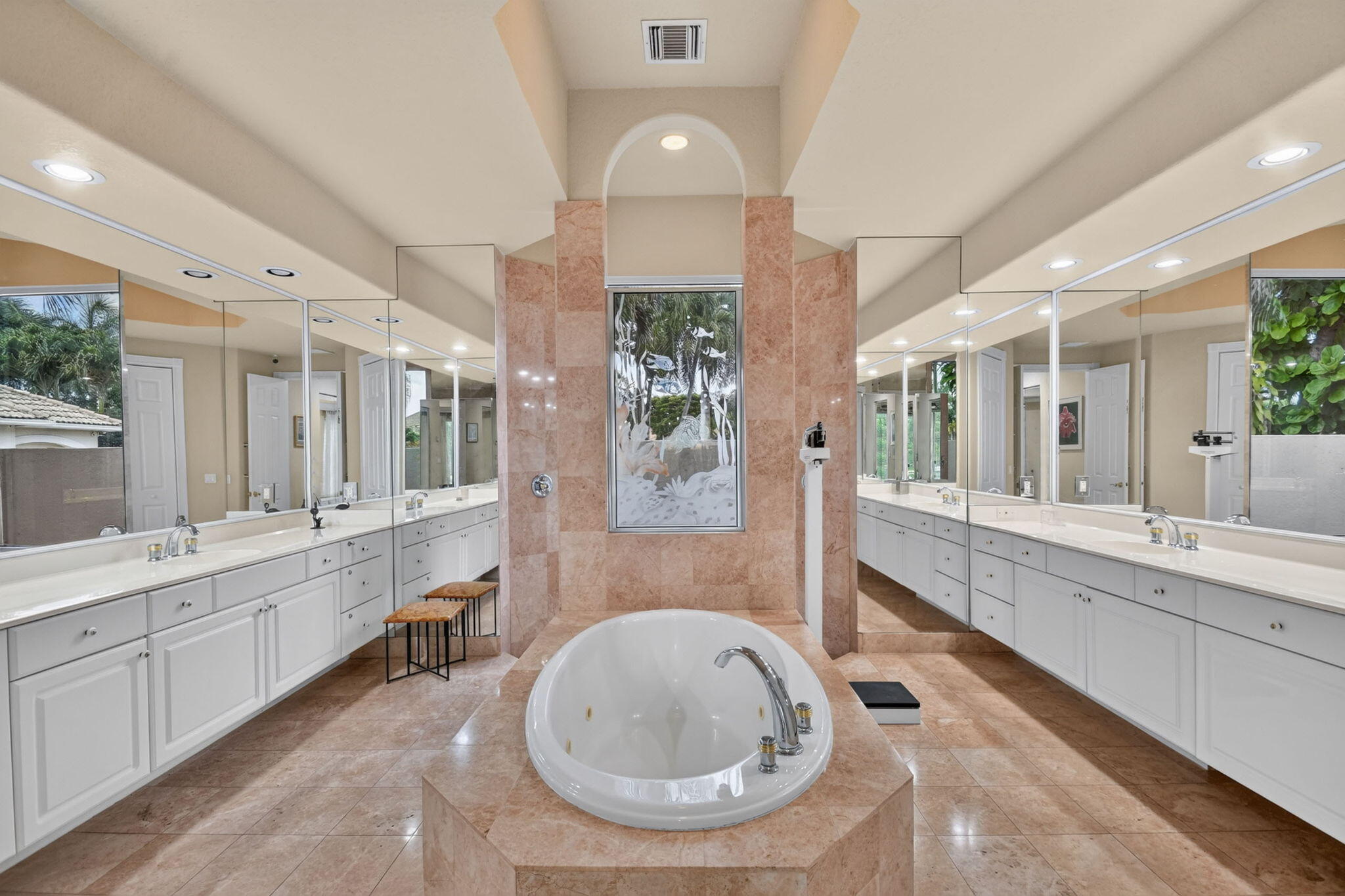 WYCLIFFE TR E - Residential