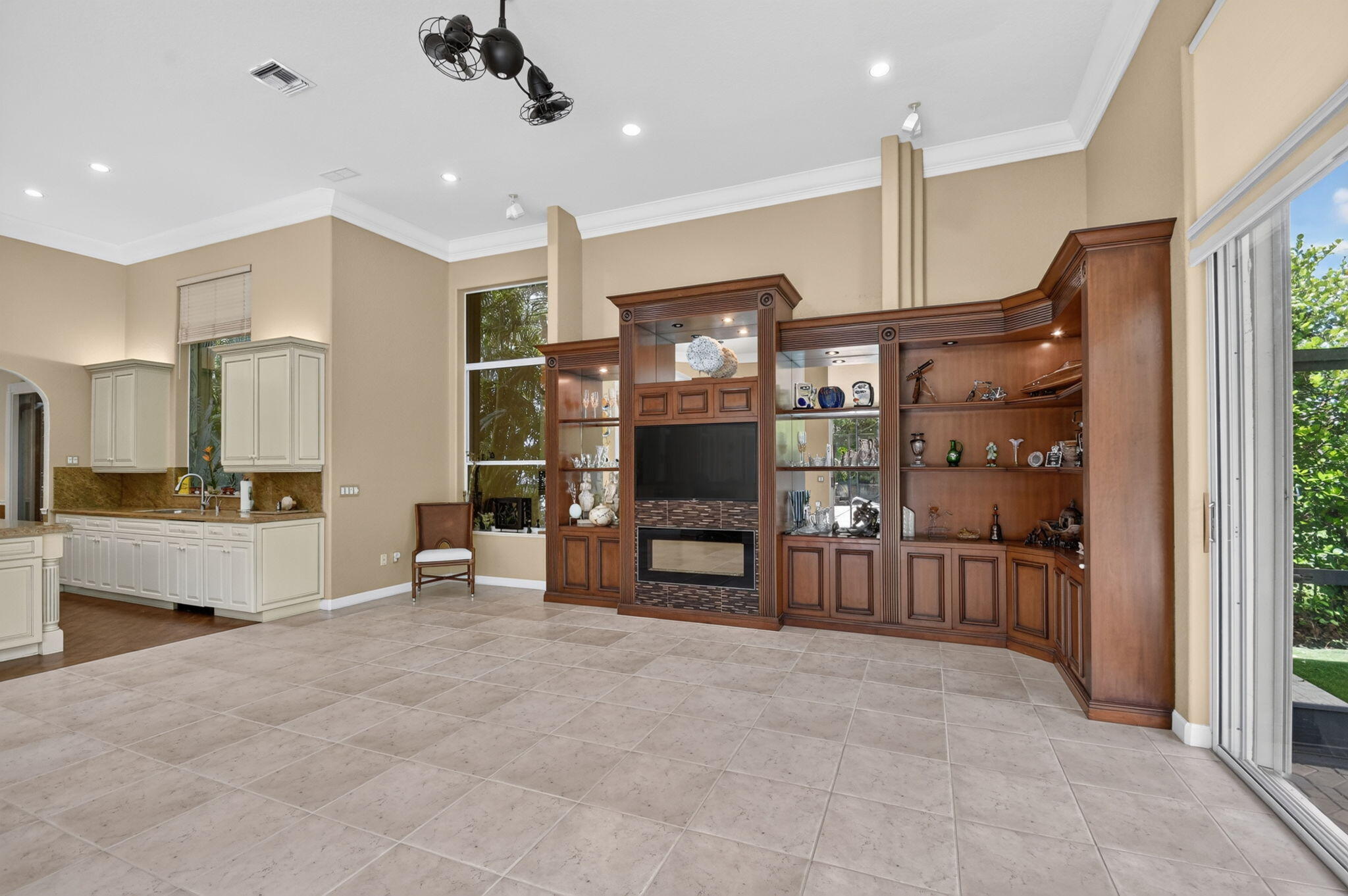 WYCLIFFE TR E - Residential