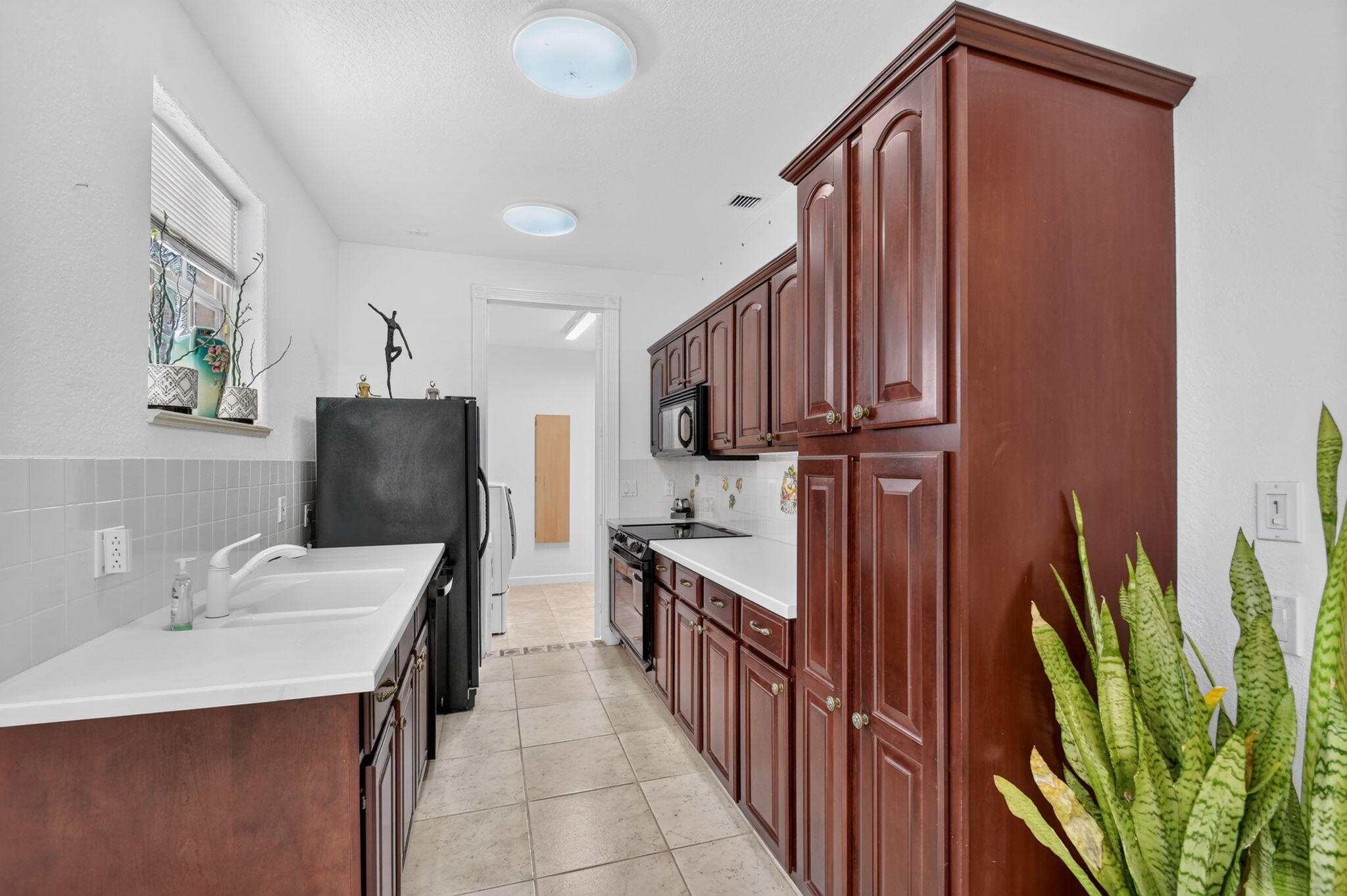 WYCLIFFE TR E - Residential