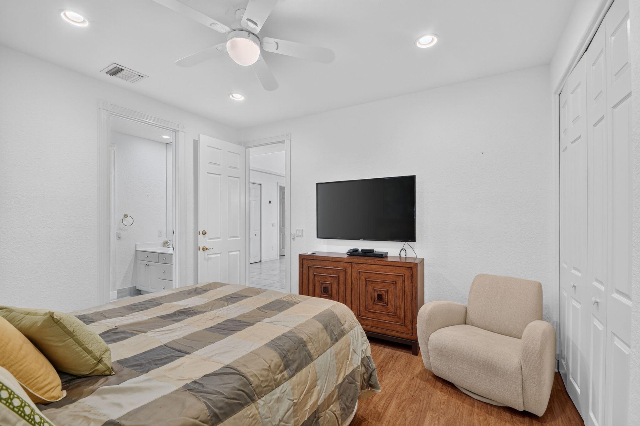 WYCLIFFE TR E - Residential