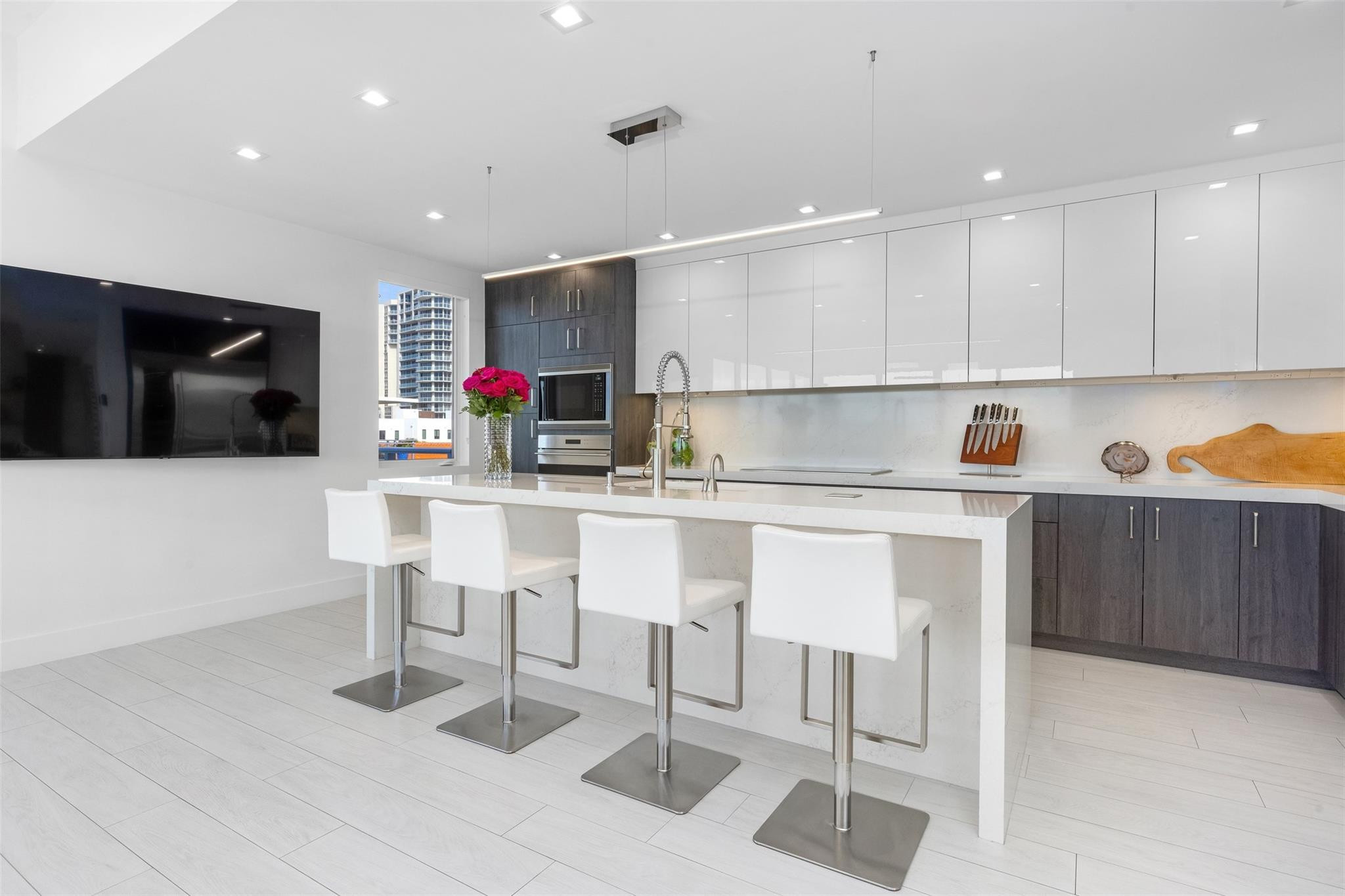 SEASIDE VILLAGE EAST COND - Residential