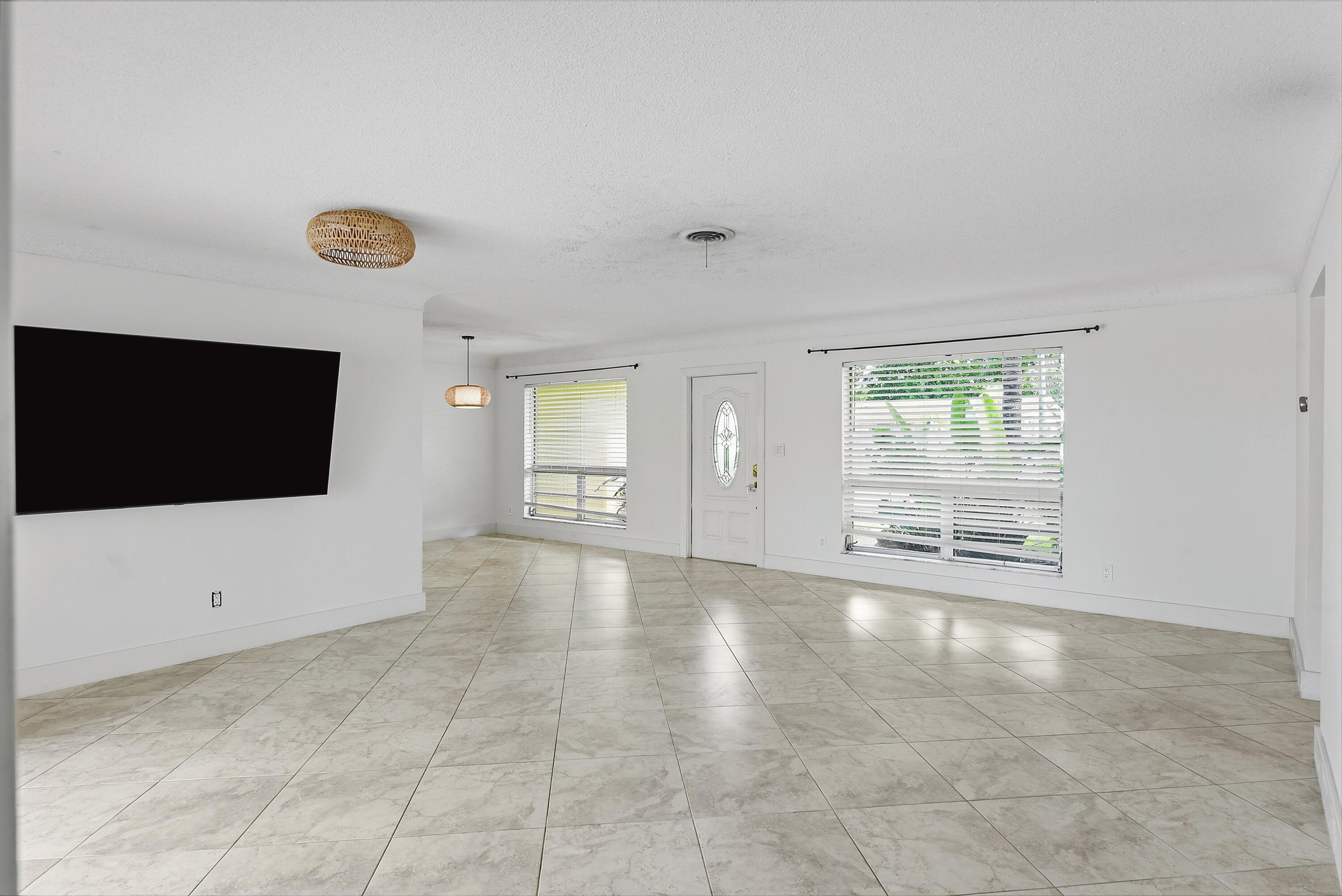 CORAL RIDGE ISLES - Residential