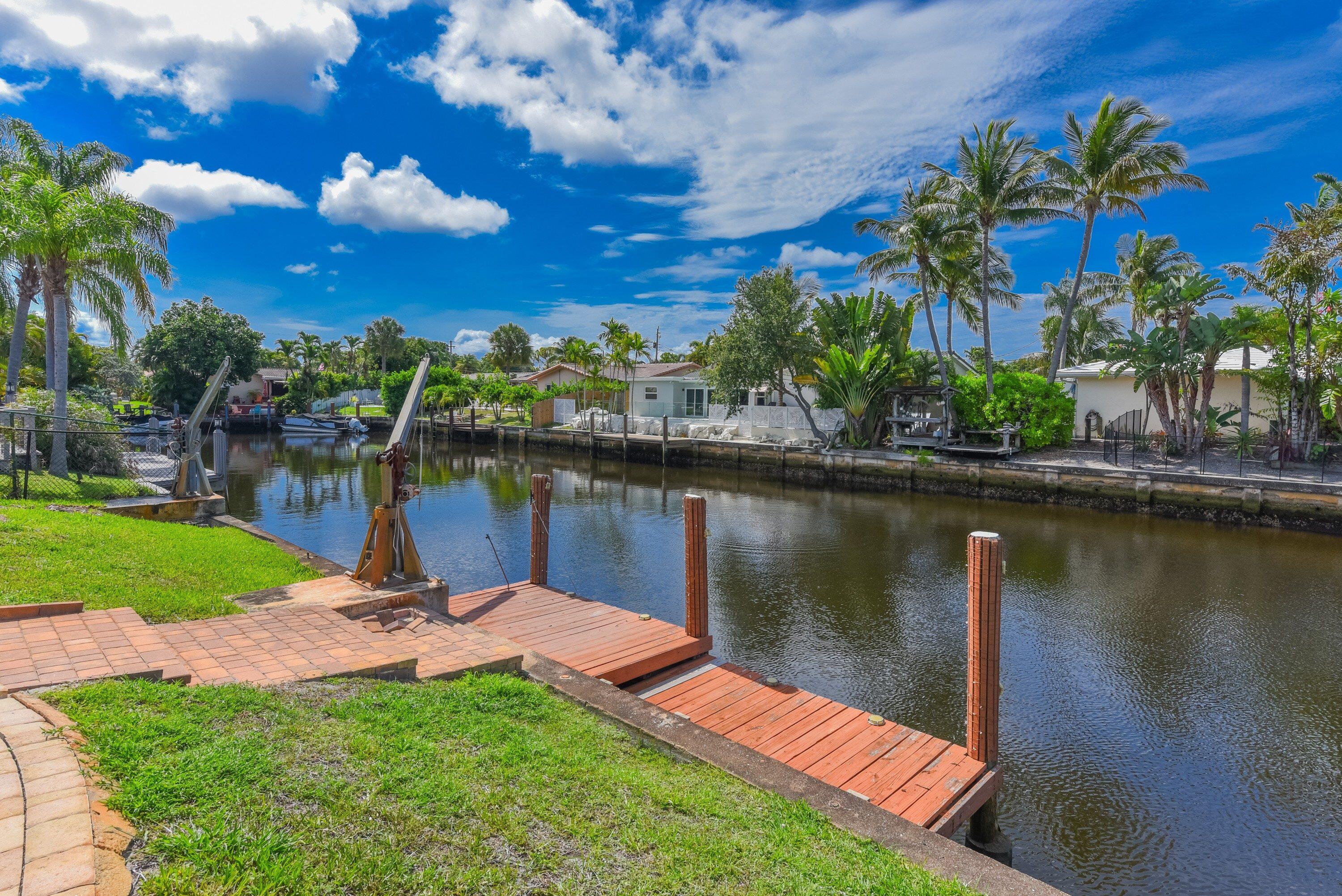 CORAL RIDGE ISLES - Residential