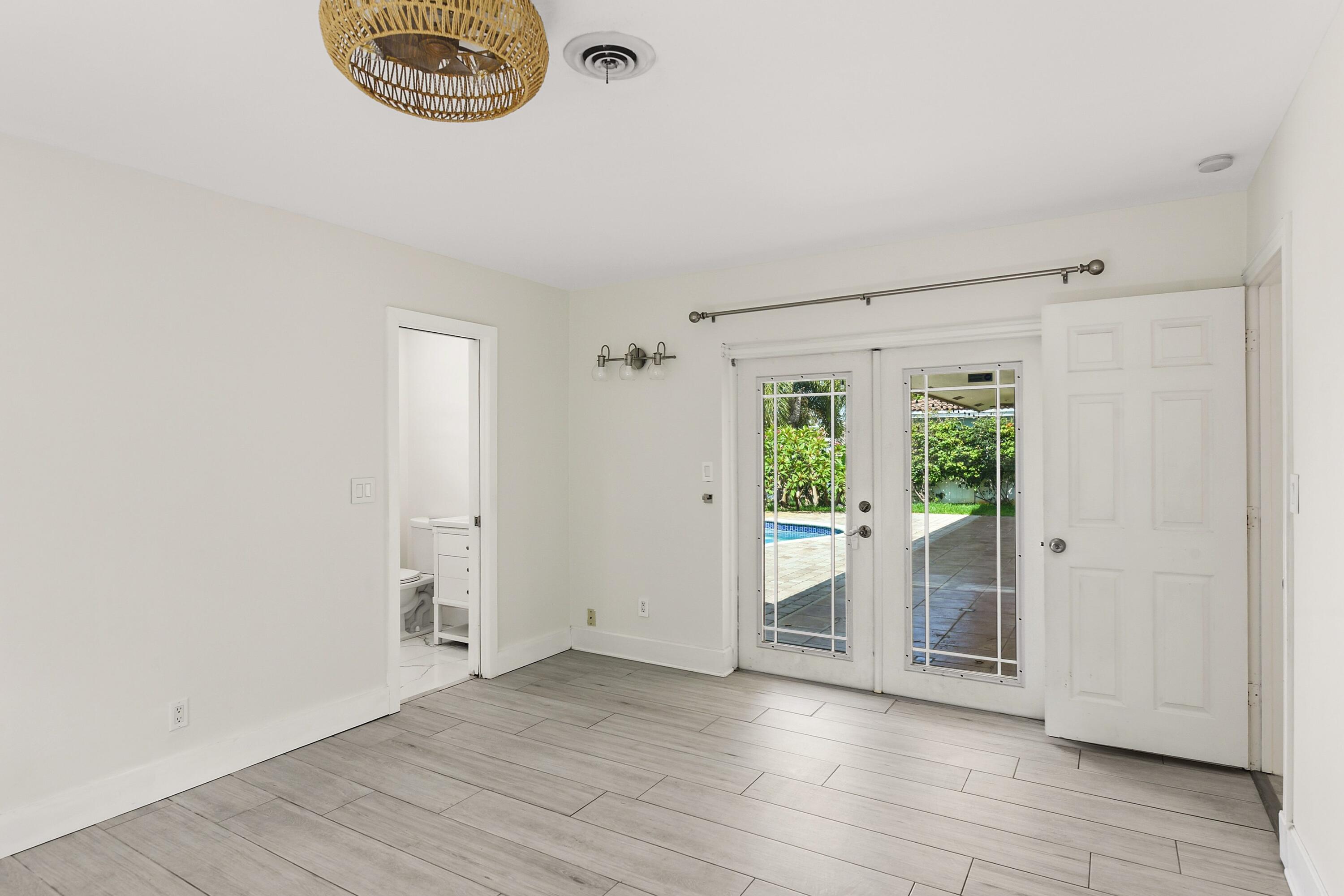 CORAL RIDGE ISLES - Residential