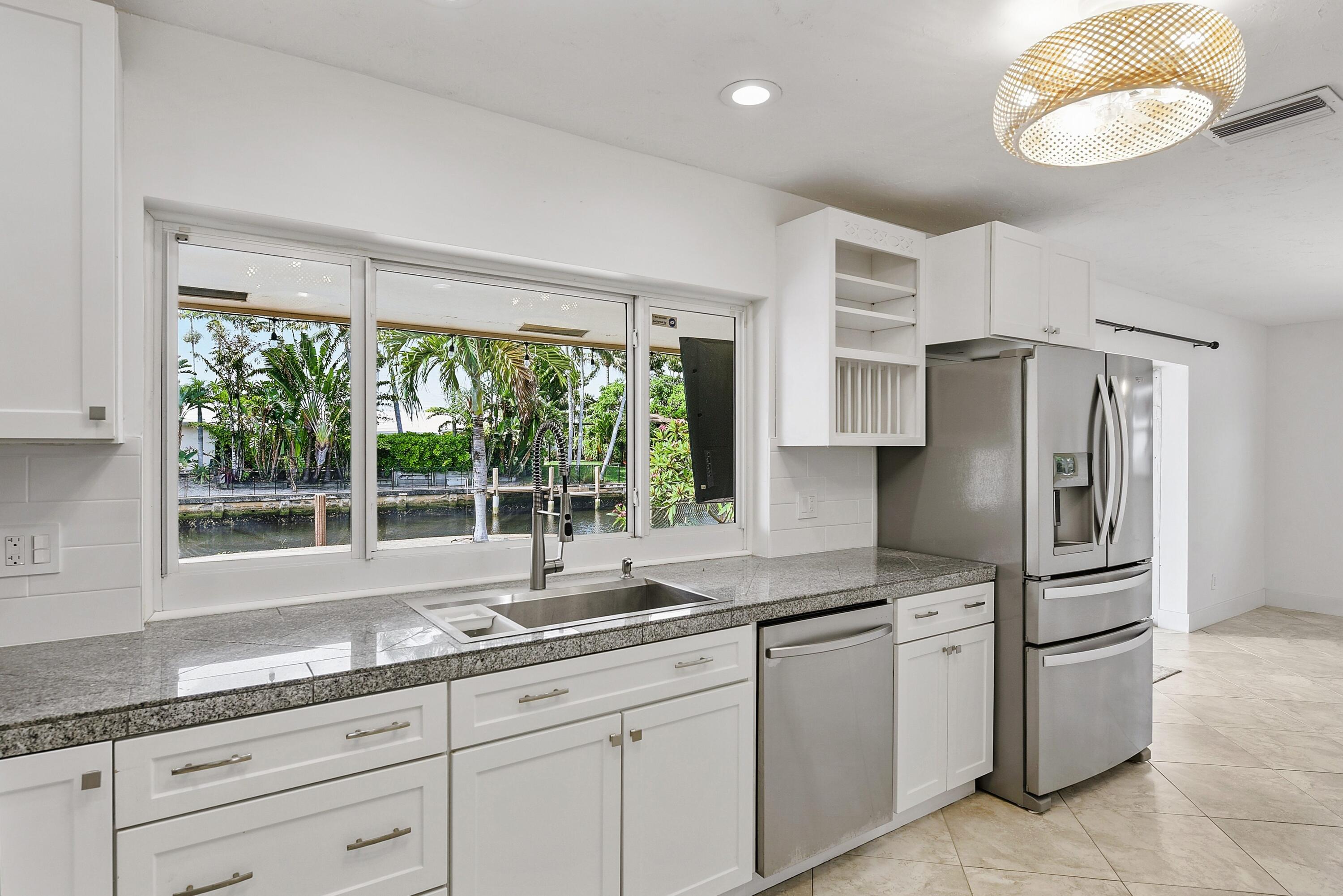 CORAL RIDGE ISLES - Residential