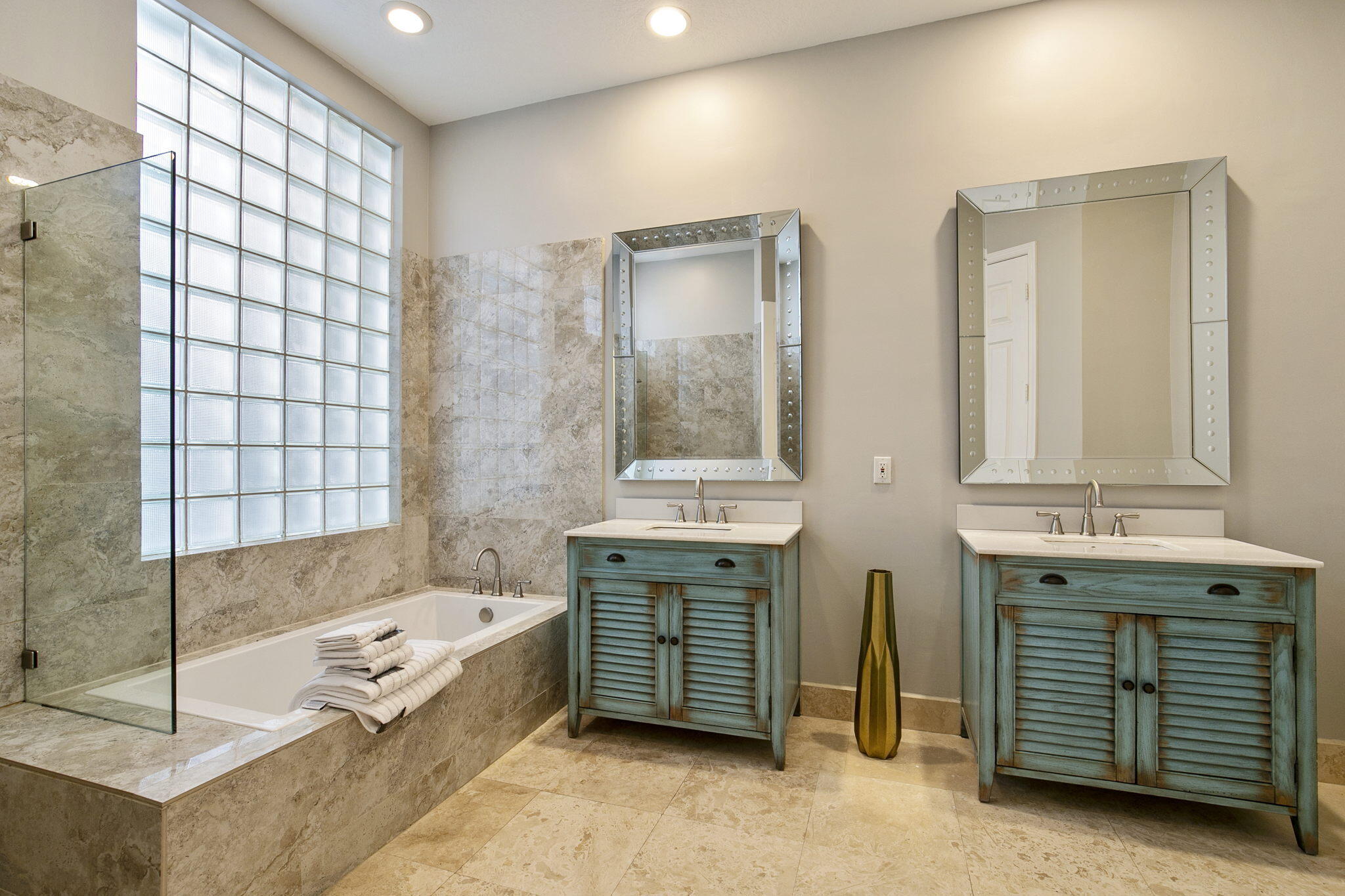 MIRASOL - Residential