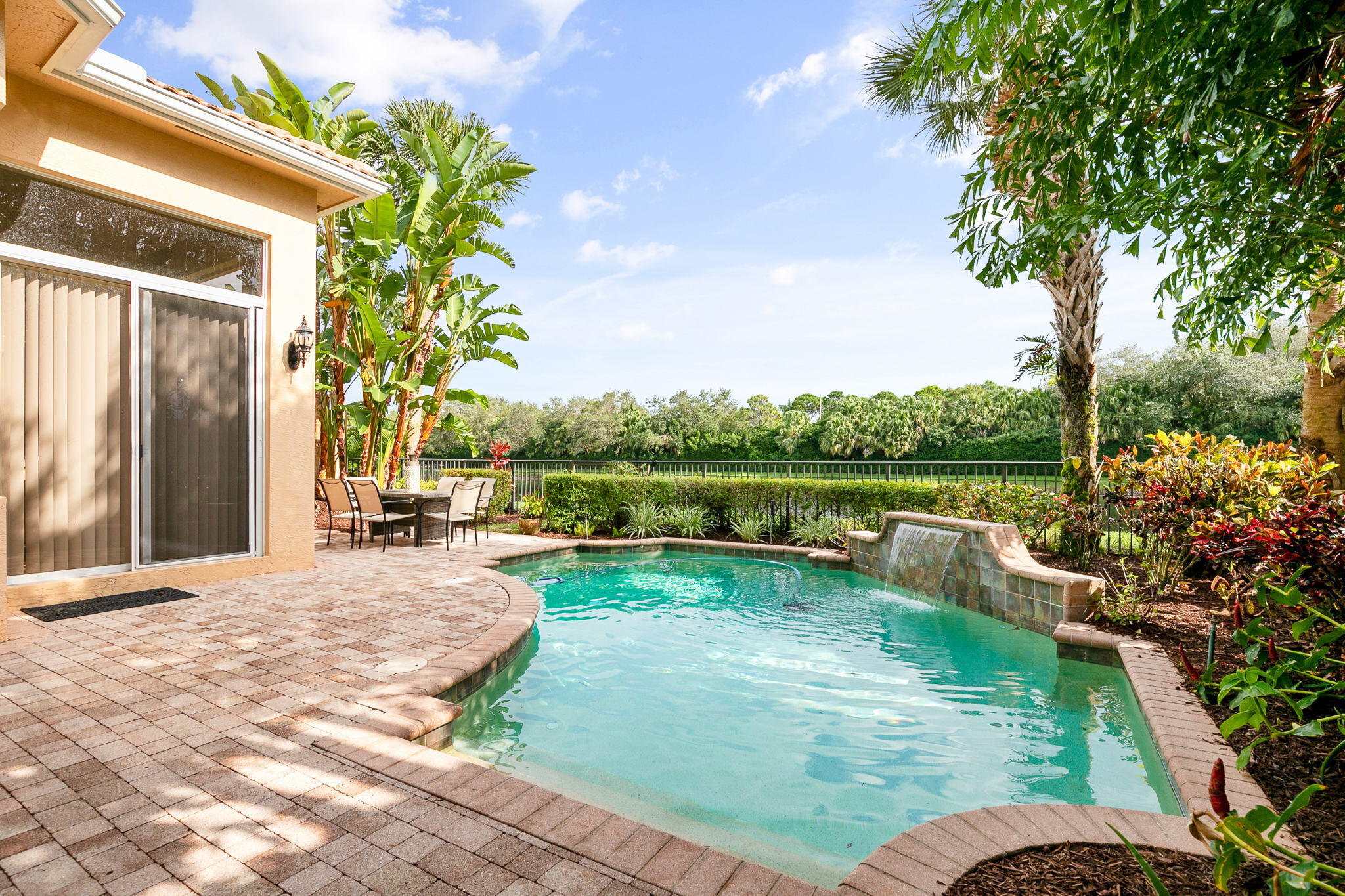MIRASOL - Residential