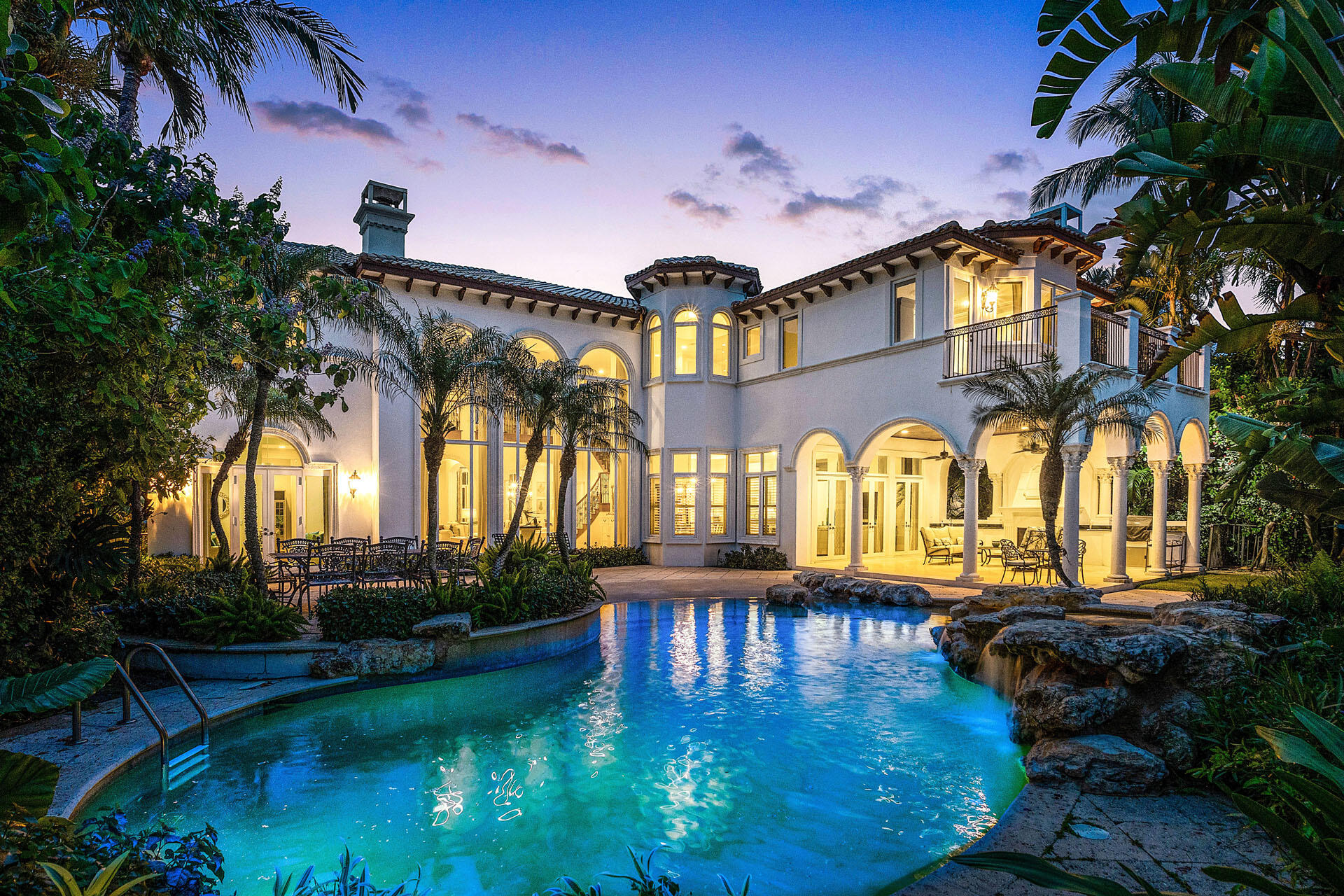 ROYAL PALM YACHT & COUNTRY CLUB - Residential