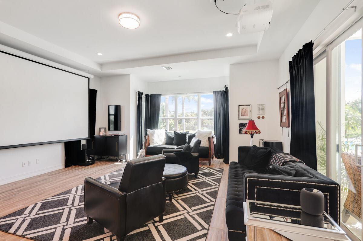 PRADO - Residential