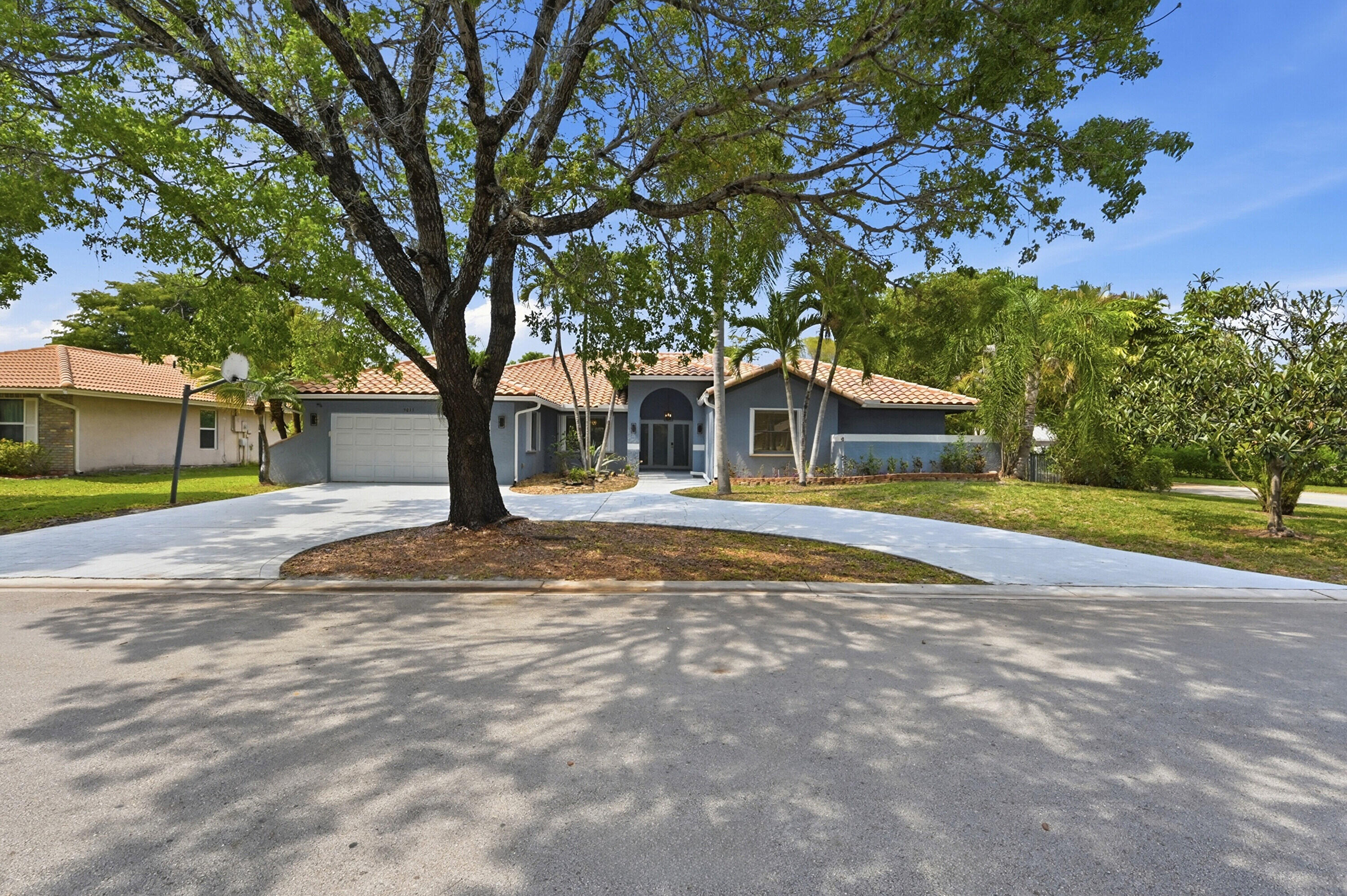 PINE RIDGE - Residential