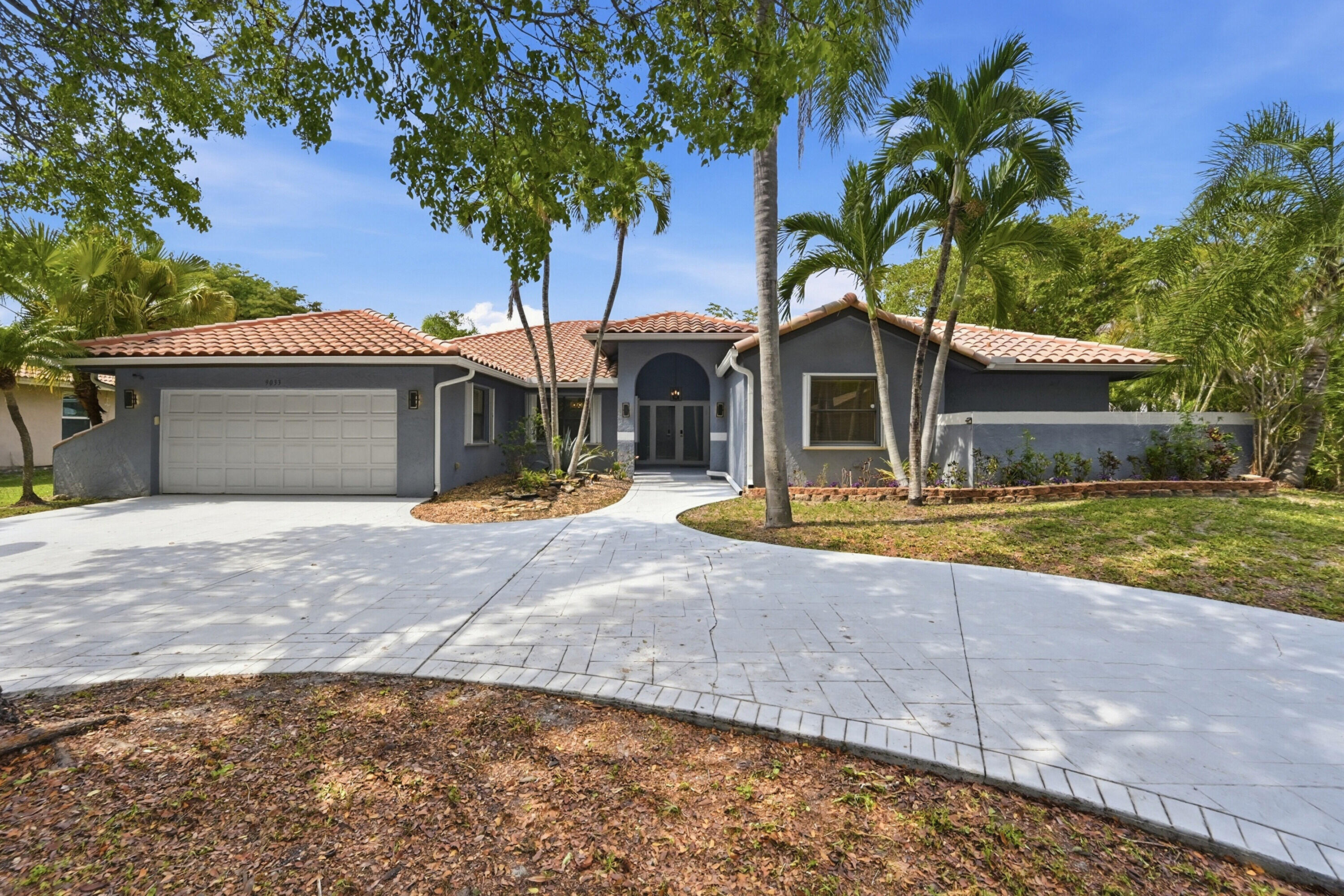 PINE RIDGE - Residential