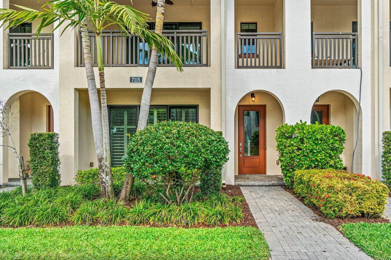 ALTON NEIGHBORHOOD 1 - Residential Lease