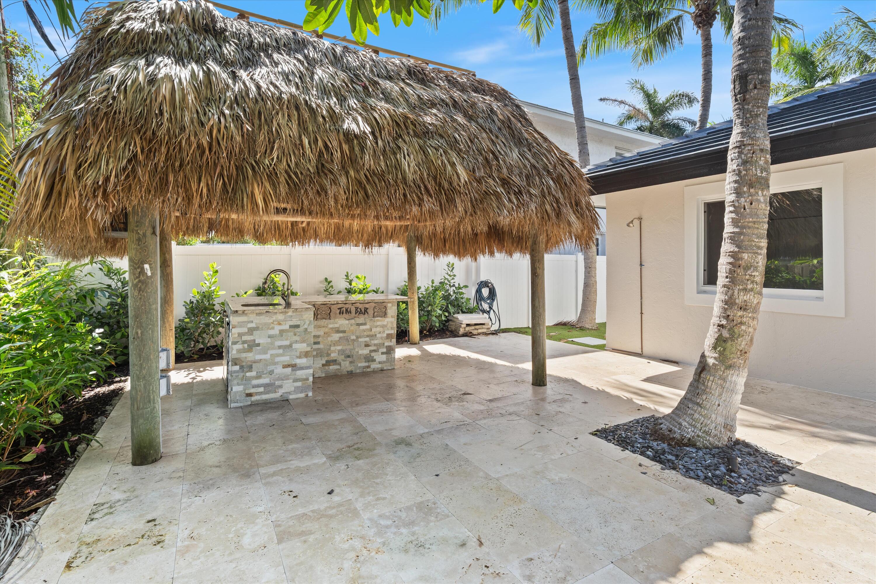 BOCA VILLAS HEIGHTS - Residential