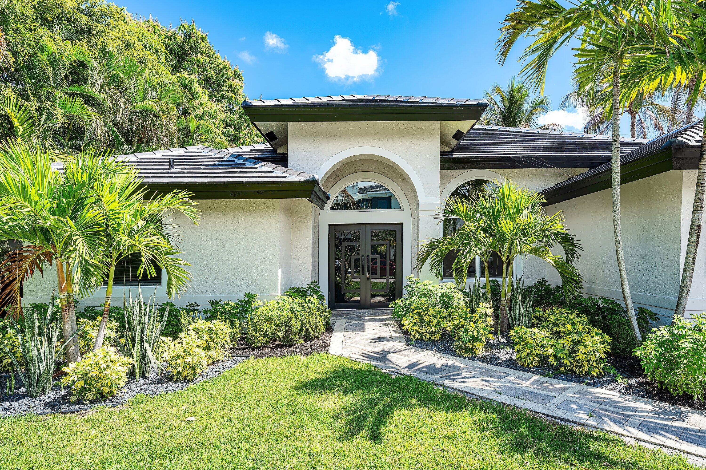 BOCA VILLAS HEIGHTS - Residential