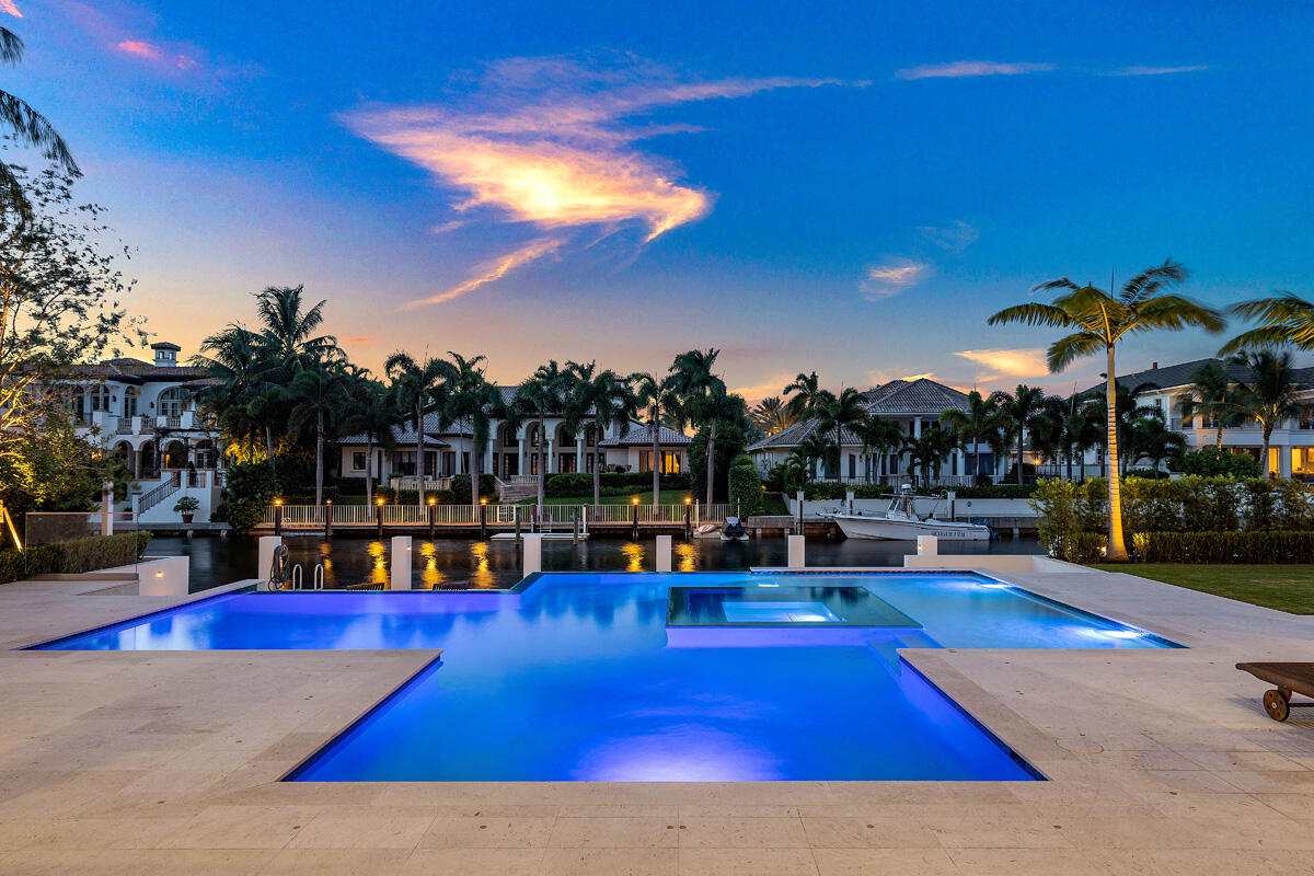 ROYAL PALM YACHT & COUNTRY CLUB - Residential