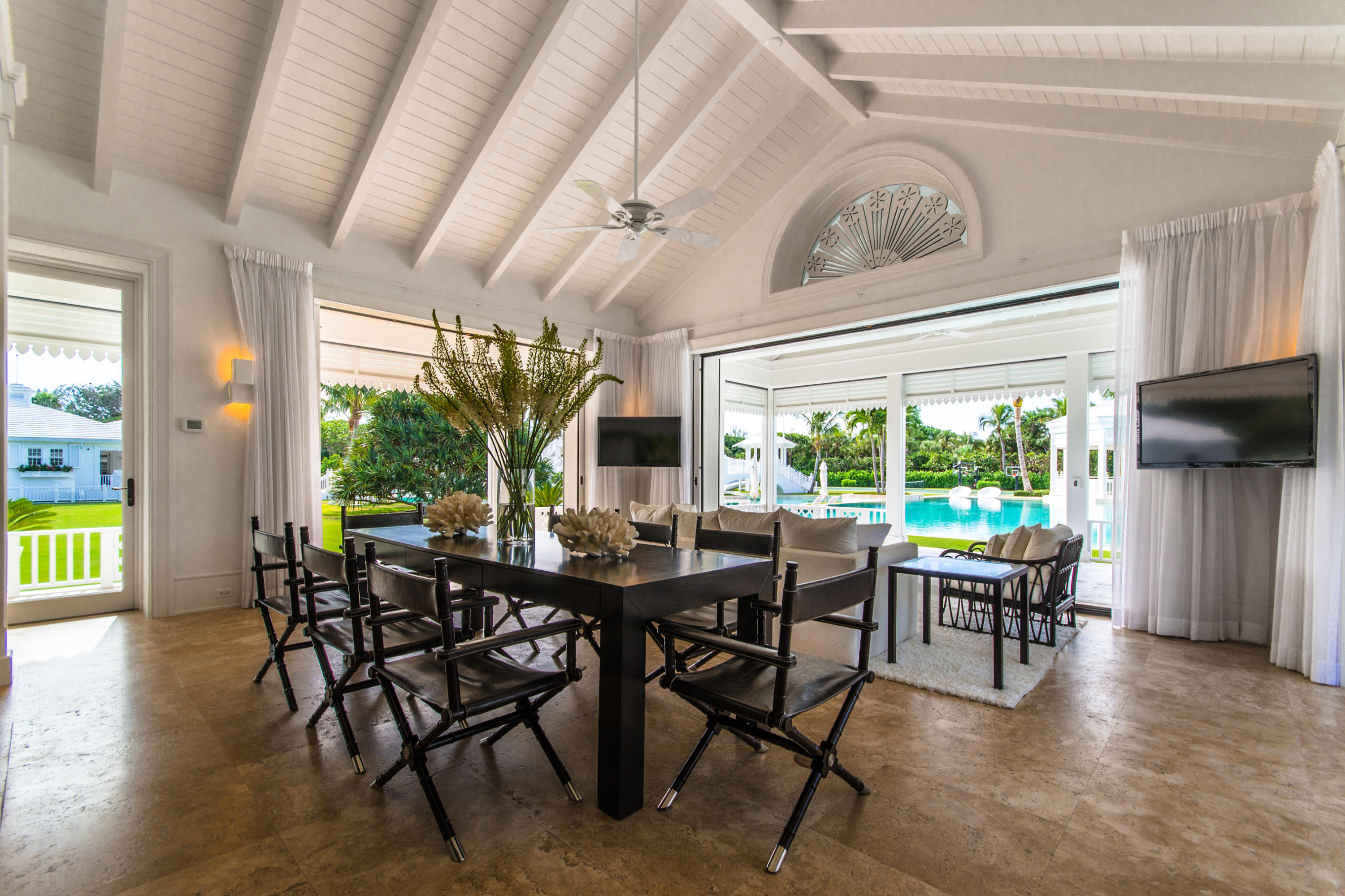JUPITER ISLAND - Residential