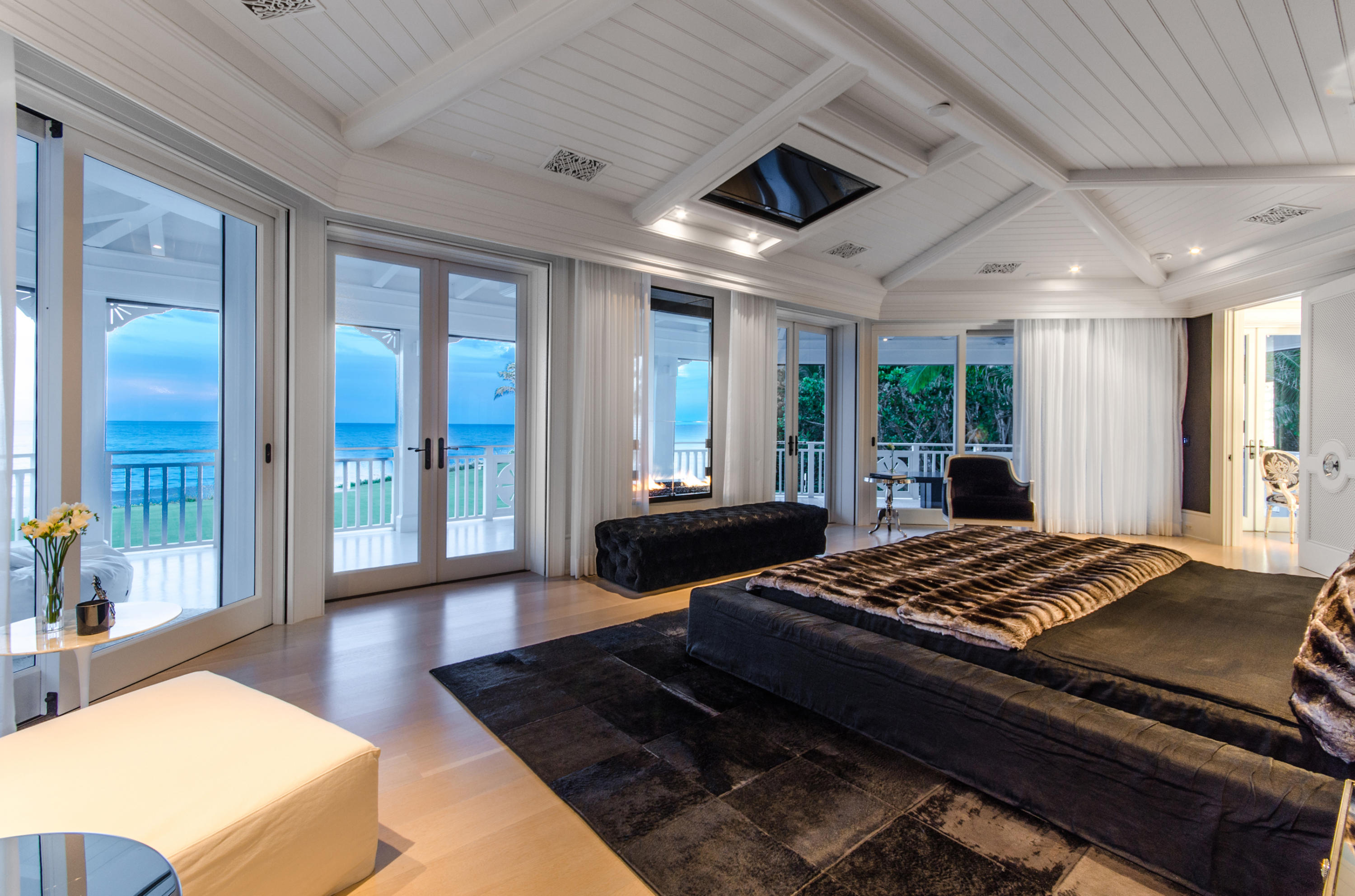 JUPITER ISLAND - Residential