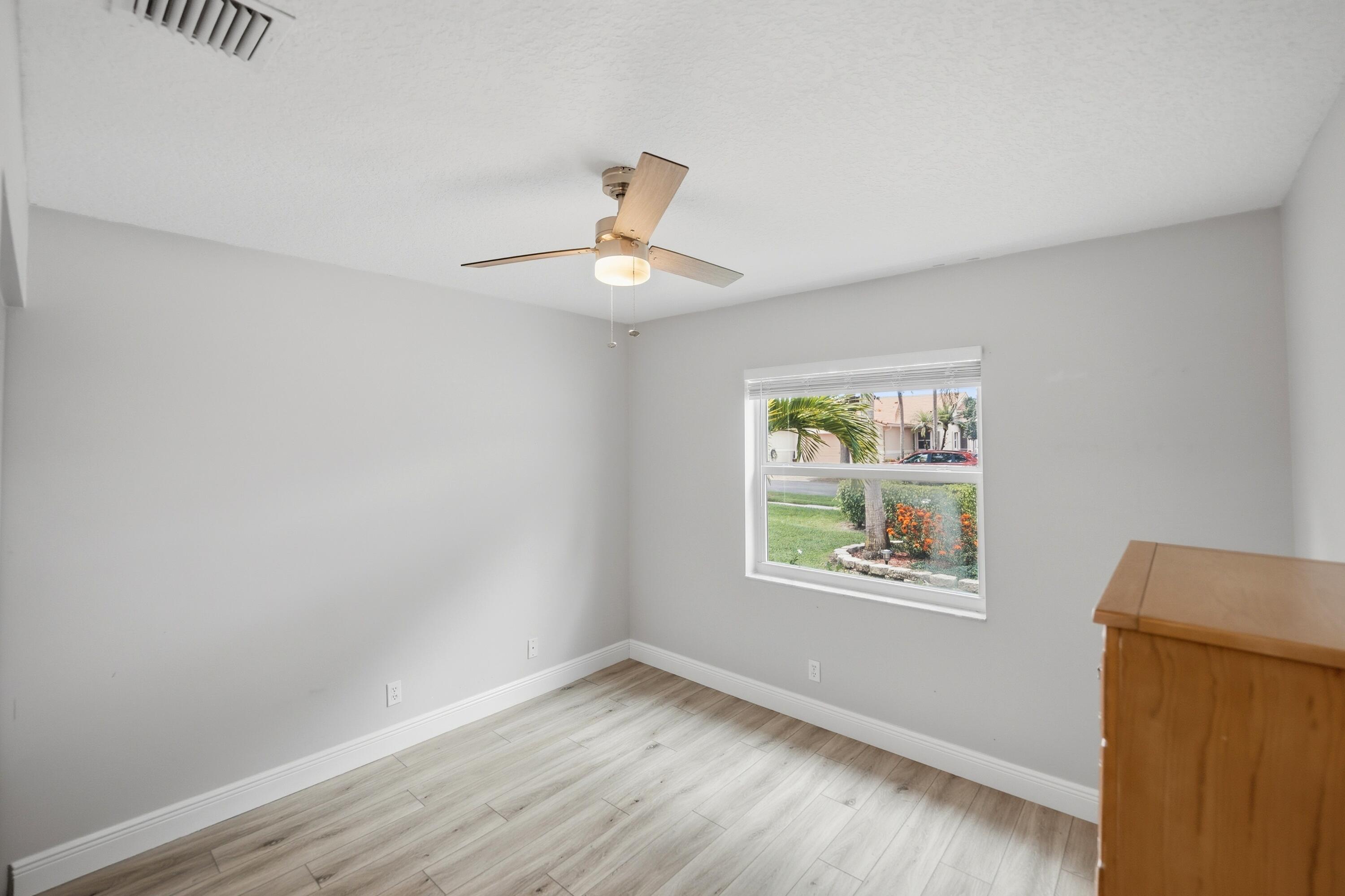 SAUSALITO PLACE - Residential