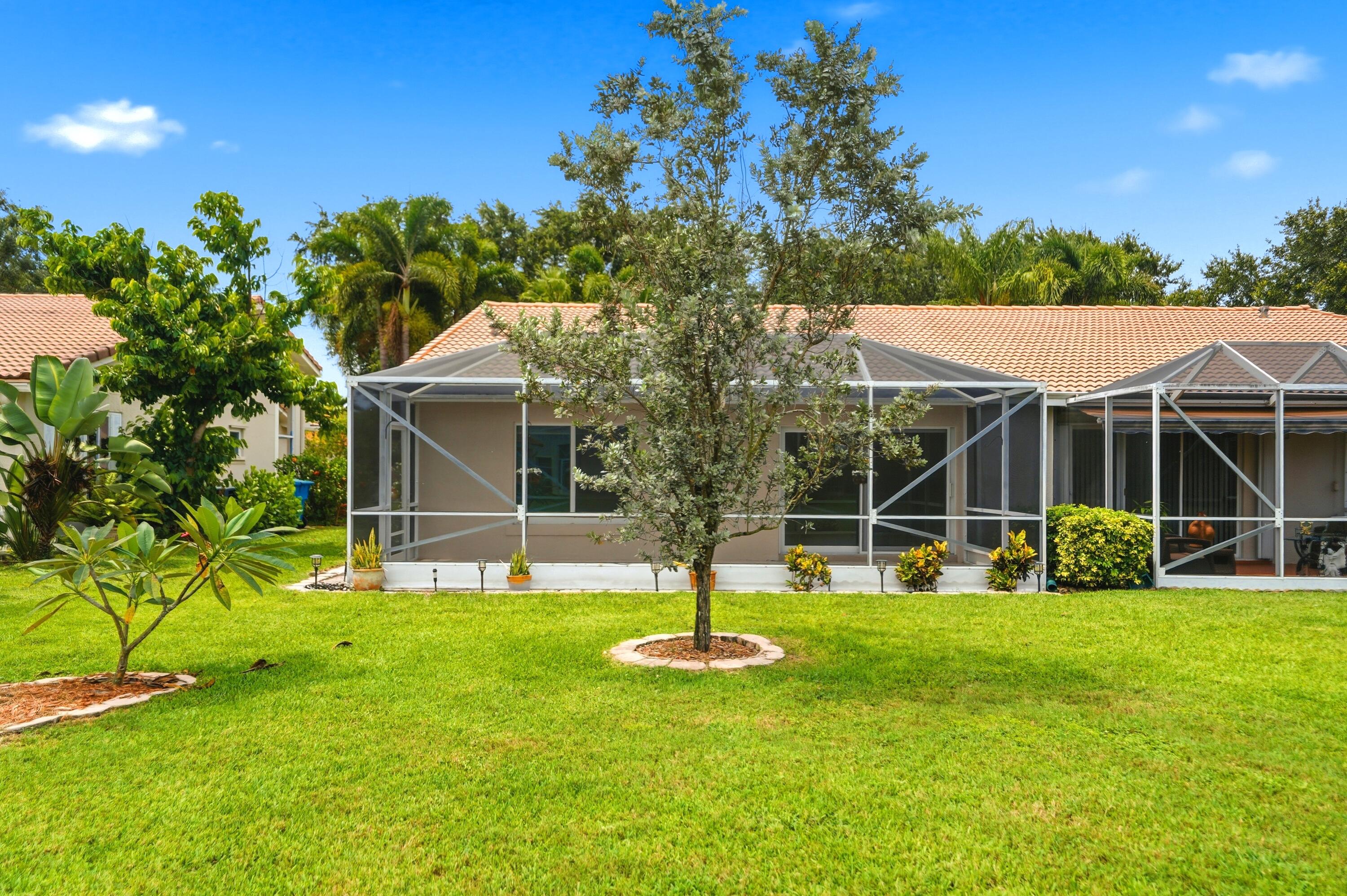 SAUSALITO PLACE - Residential