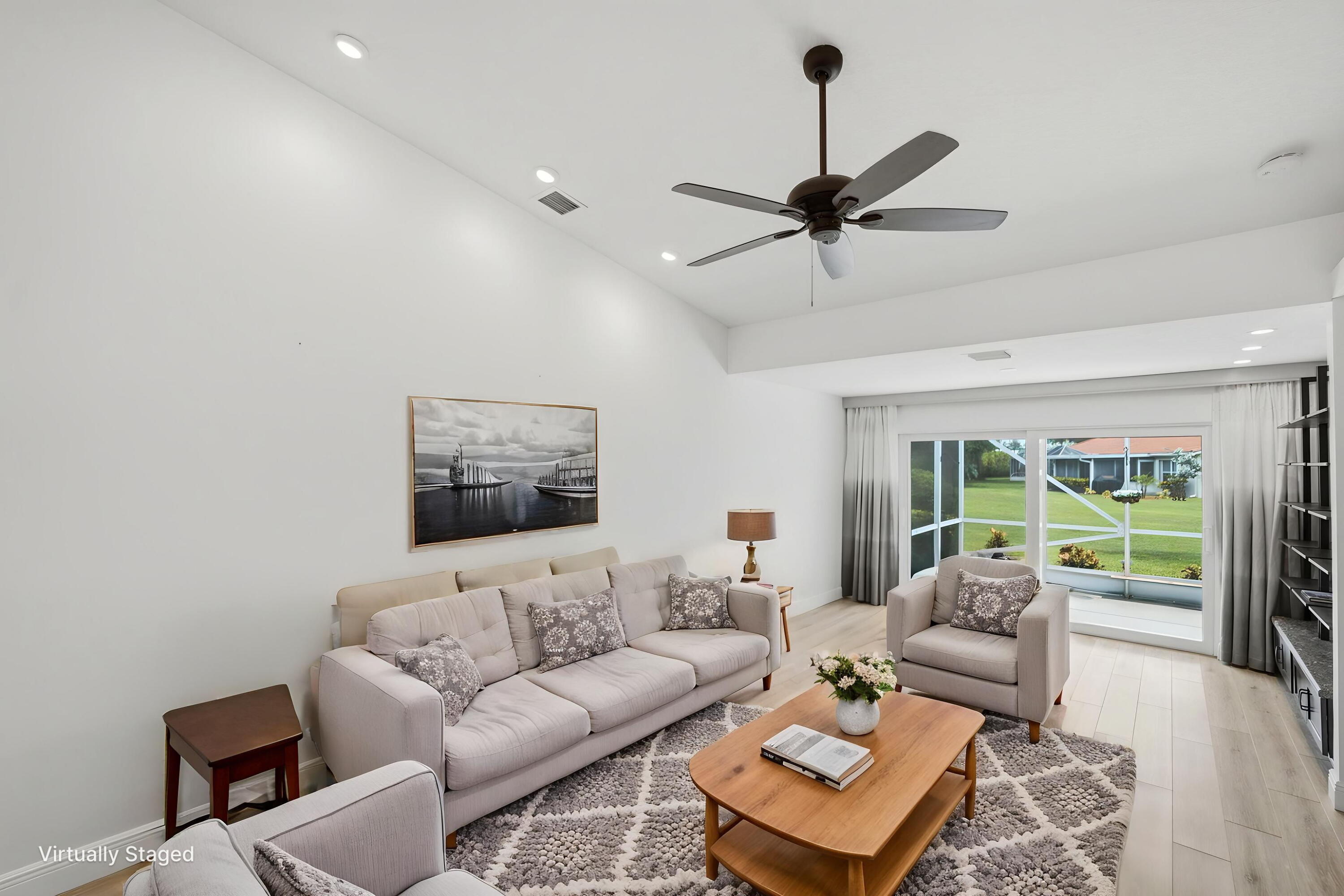 SAUSALITO PLACE - Residential