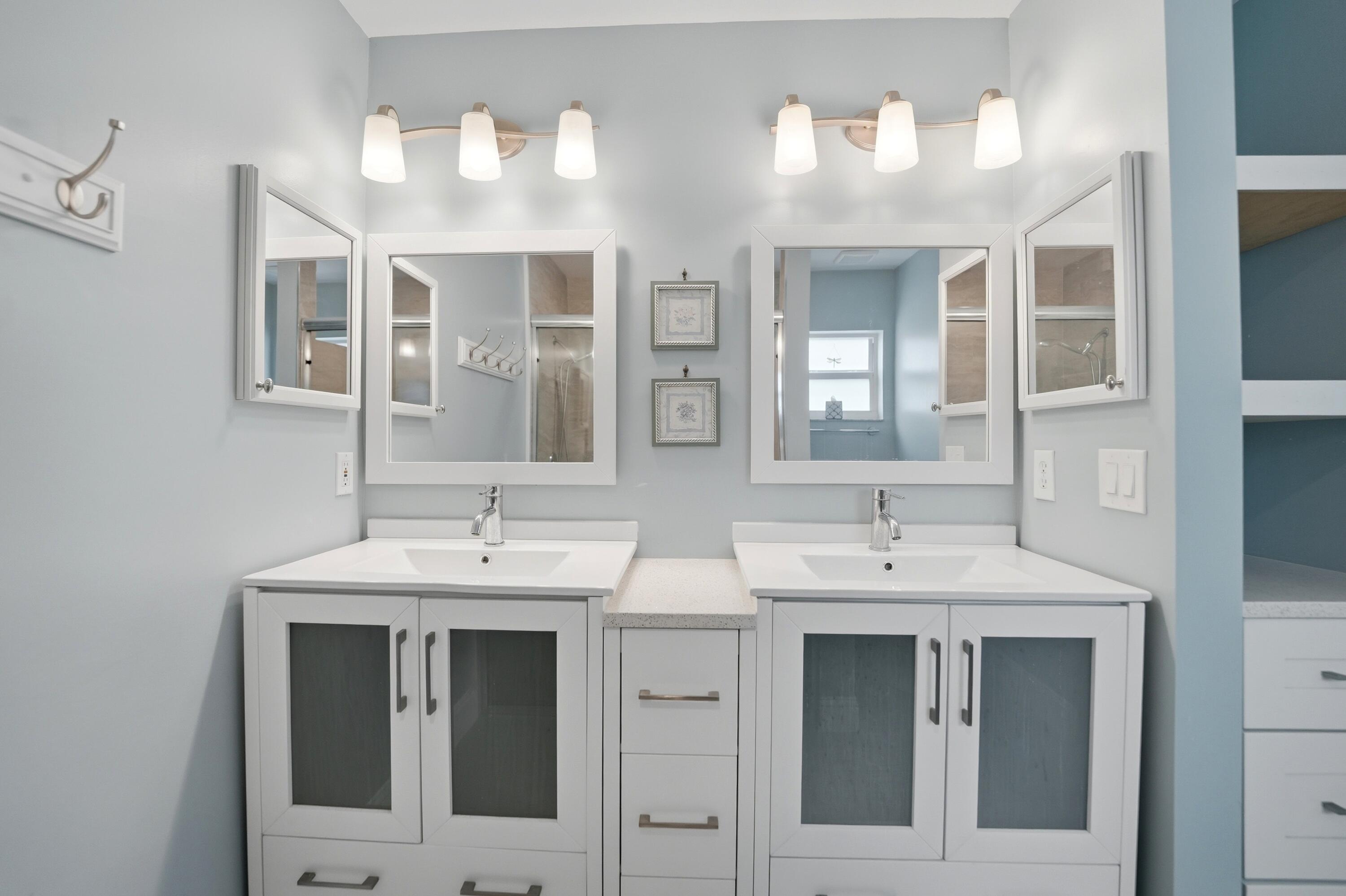 SAUSALITO PLACE - Residential
