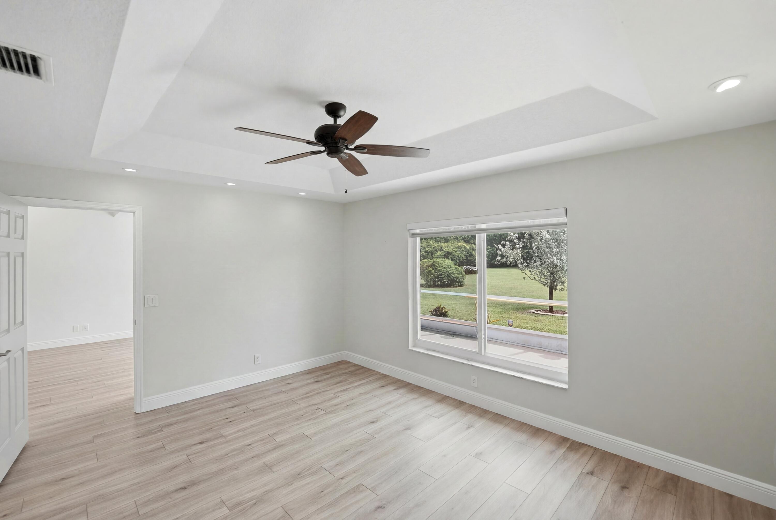 SAUSALITO PLACE - Residential