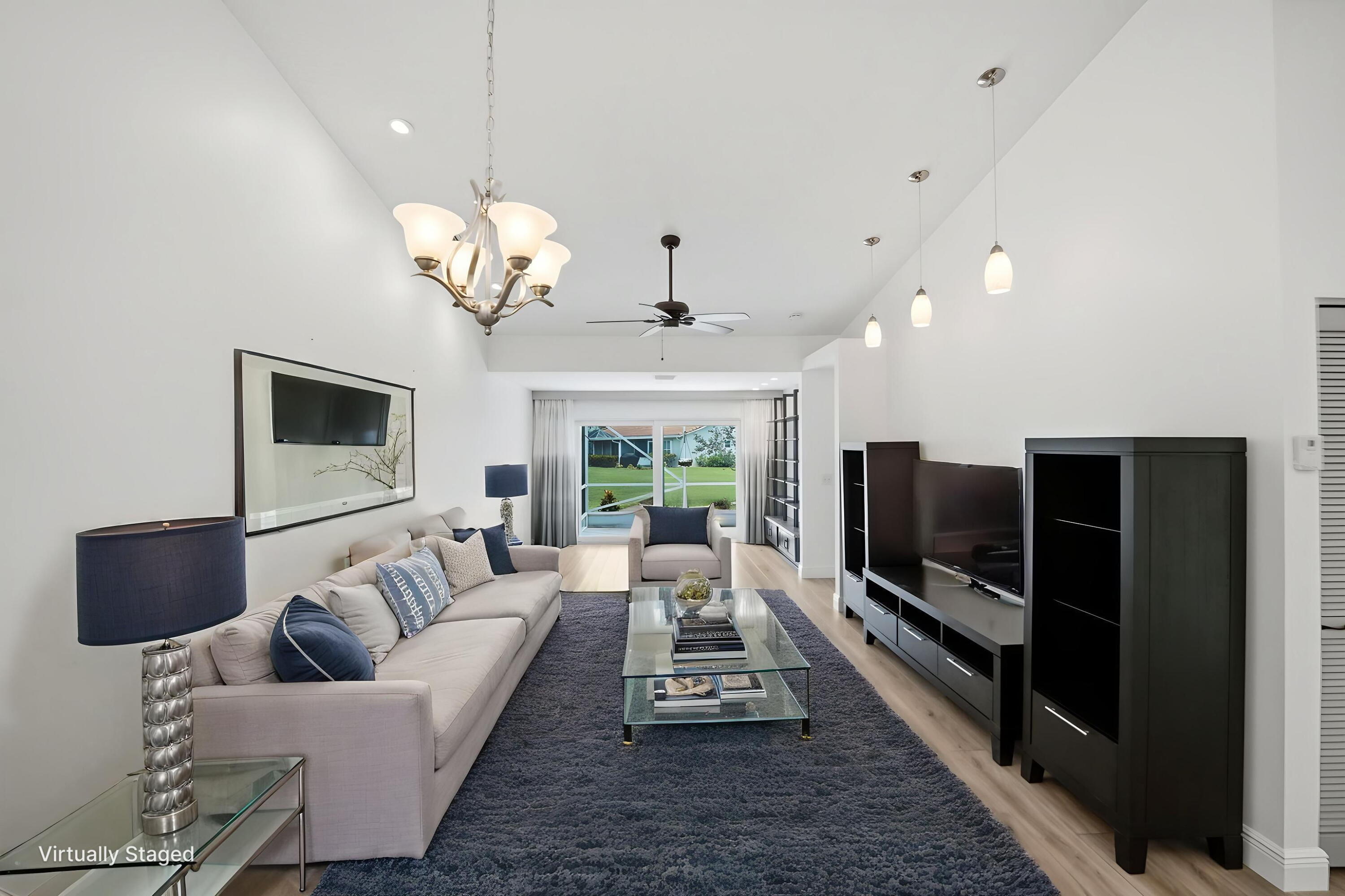 SAUSALITO PLACE - Residential
