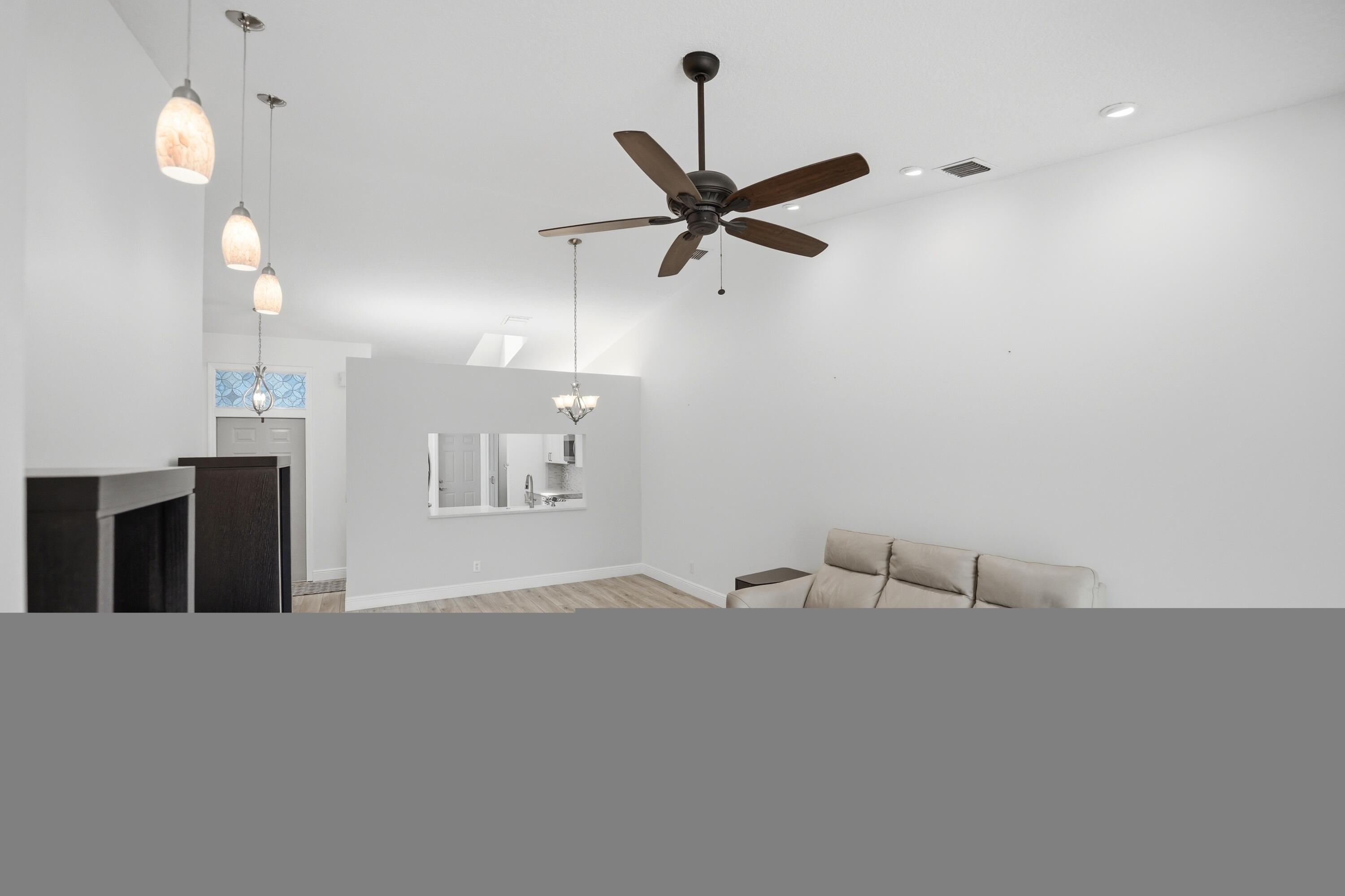 SAUSALITO PLACE - Residential