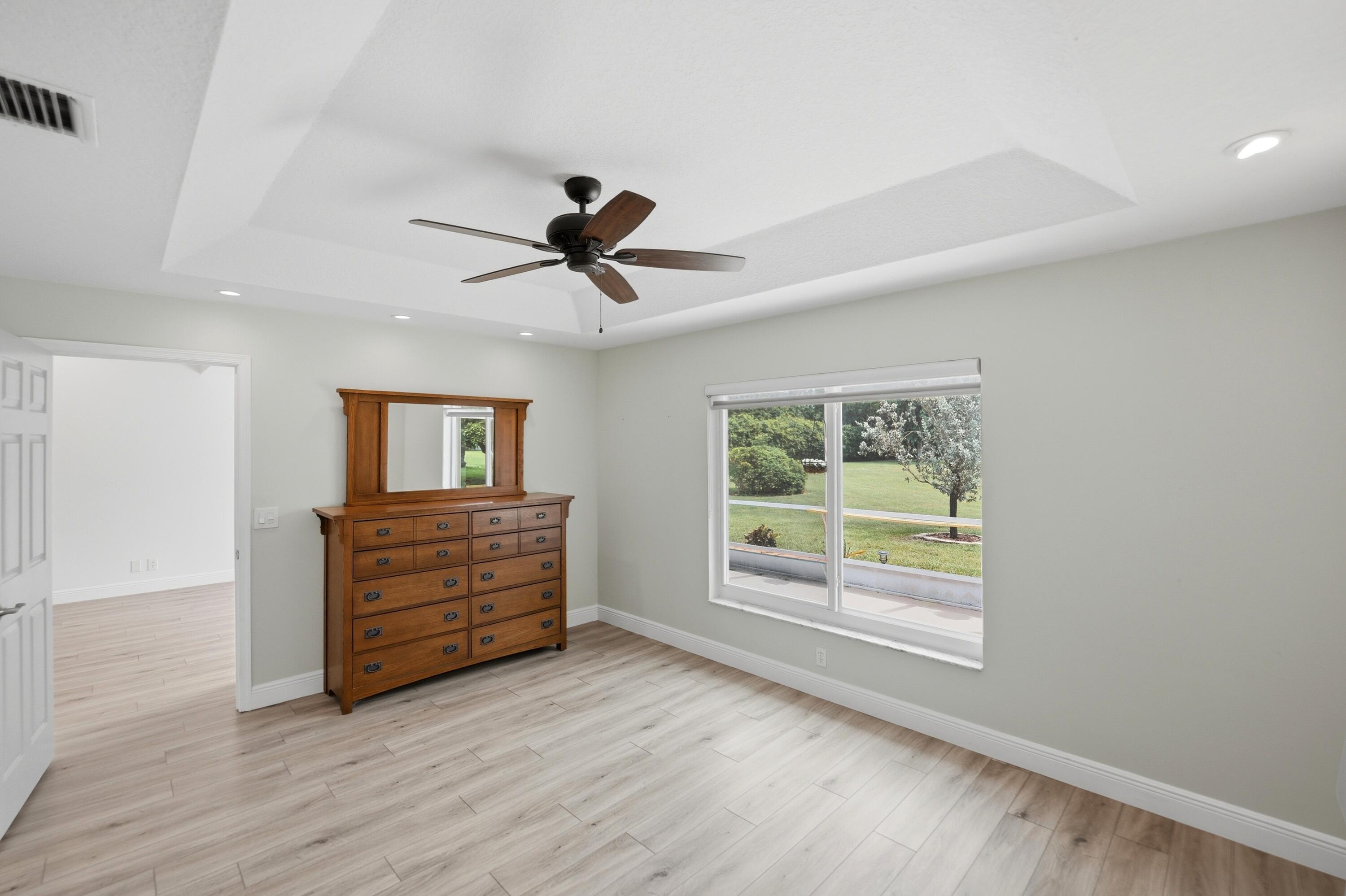 SAUSALITO PLACE - Residential