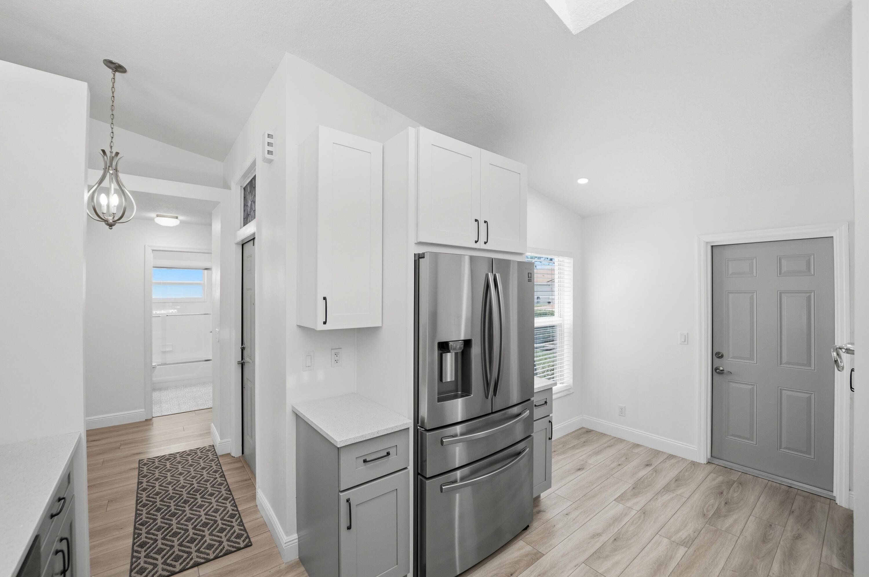 SAUSALITO PLACE - Residential