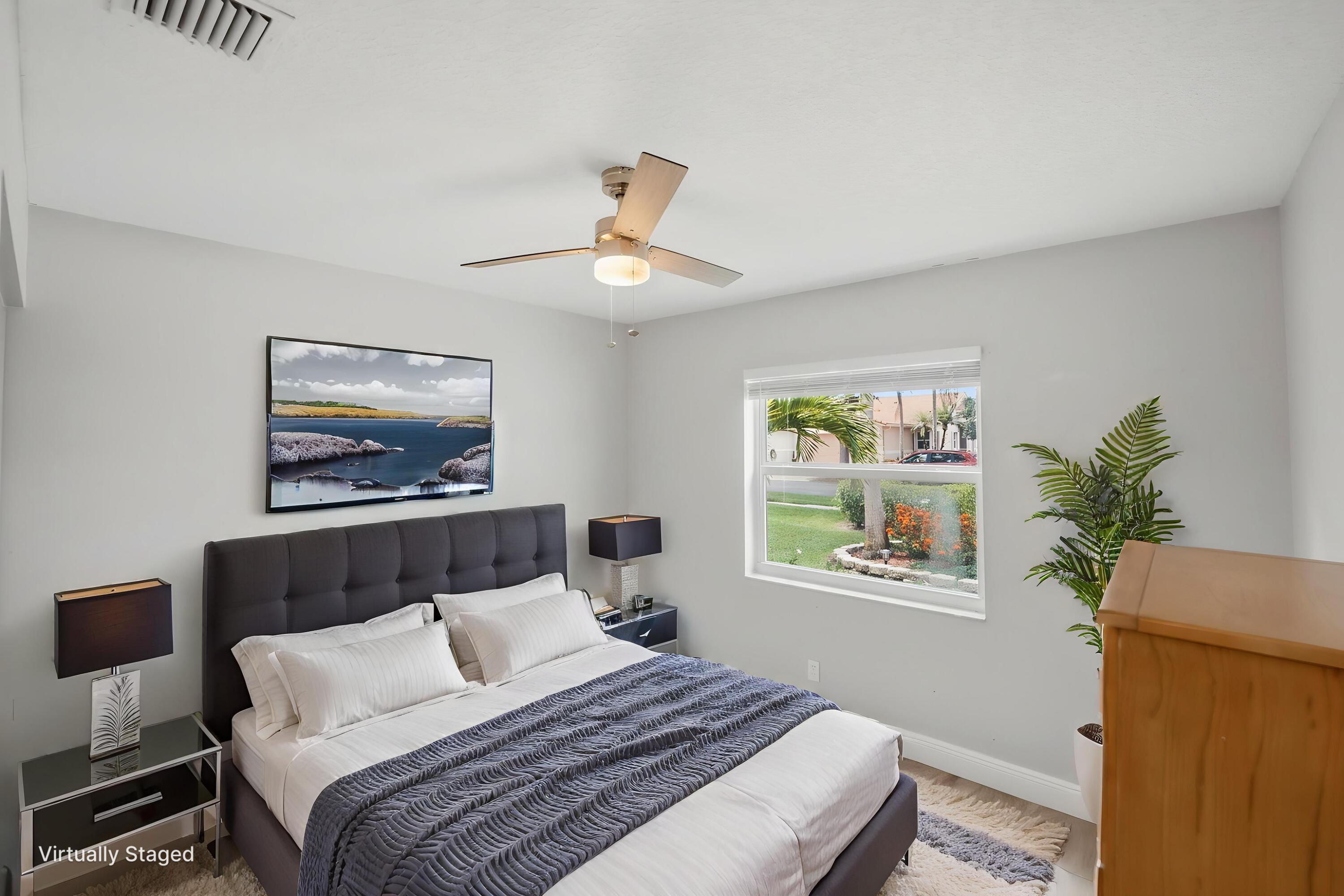 SAUSALITO PLACE - Residential