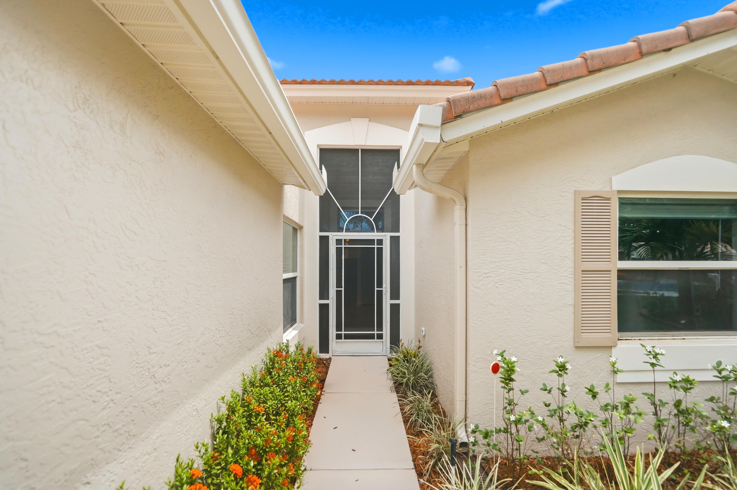 SAUSALITO PLACE - Residential