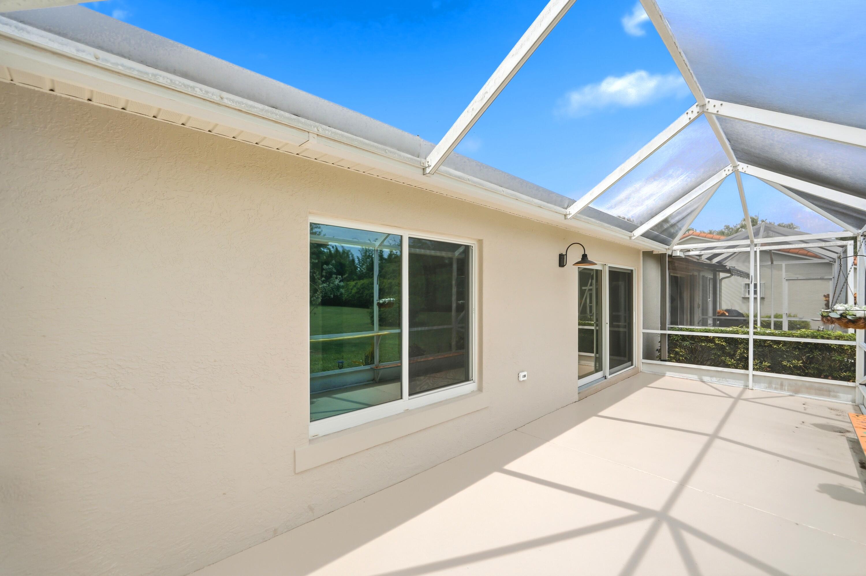 SAUSALITO PLACE - Residential