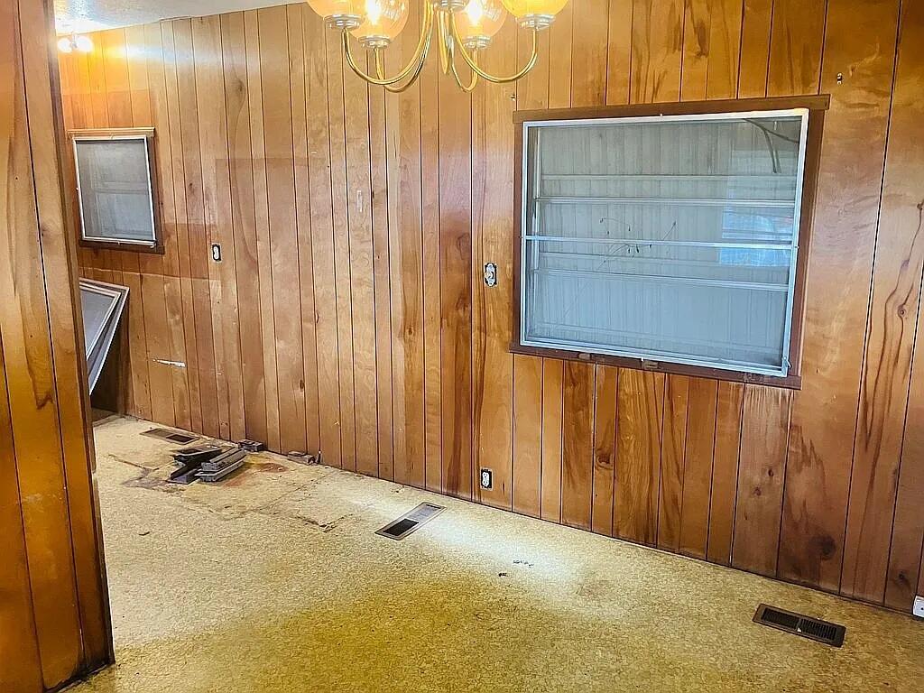 NORTHERN PINES MOBILE HOME PARK 4 - Residential