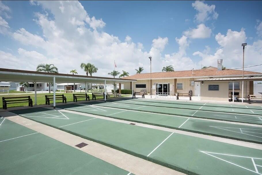 NORTHERN PINES MOBILE HOME PARK 4 - Residential